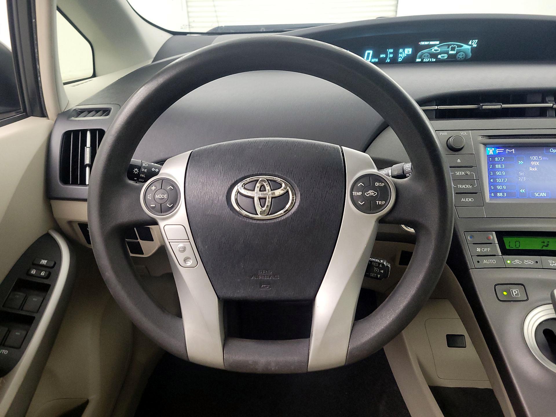Thumbnail: 2015 Toyota Prius - 10
