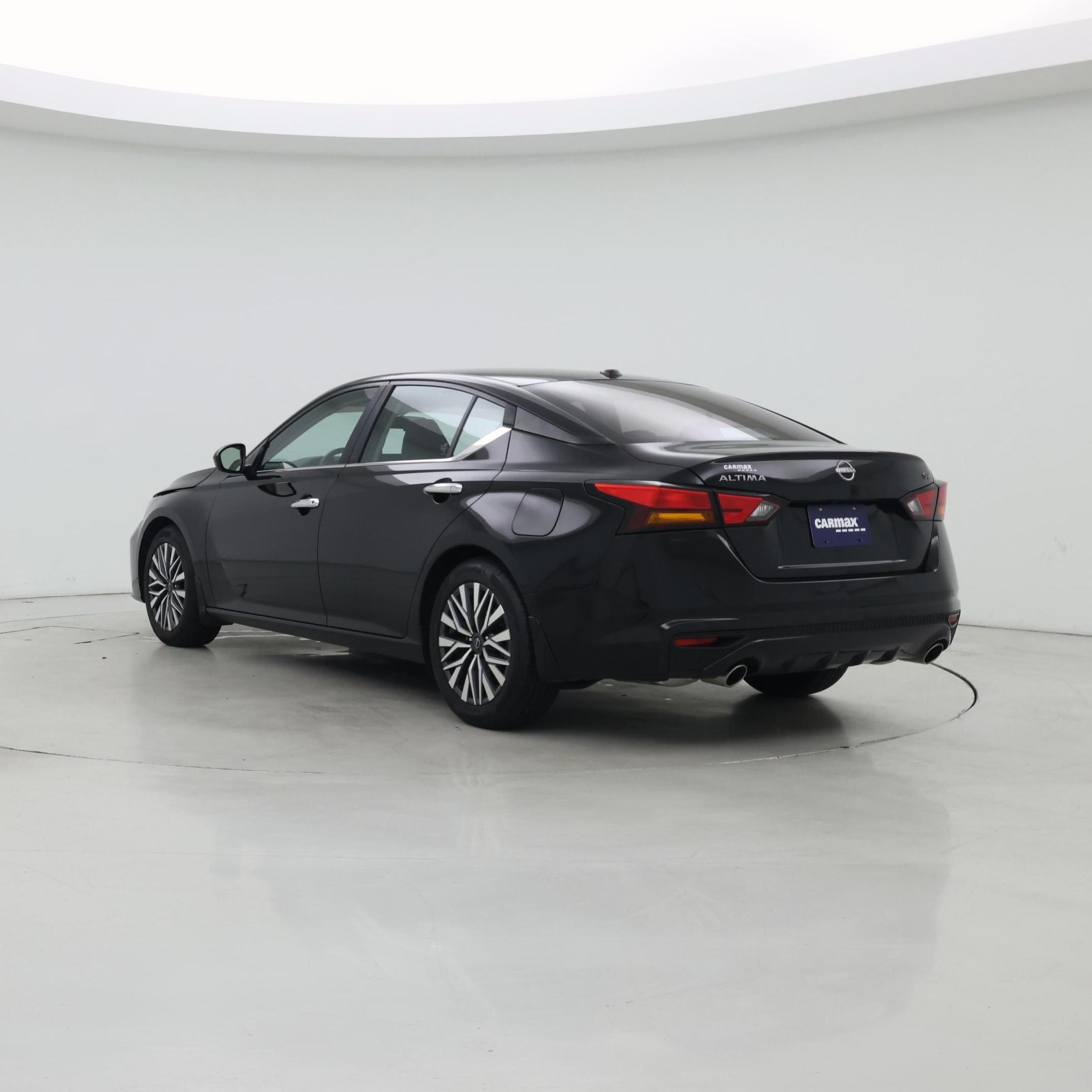 Thumbnail: 2023 Nissan Altima - 2