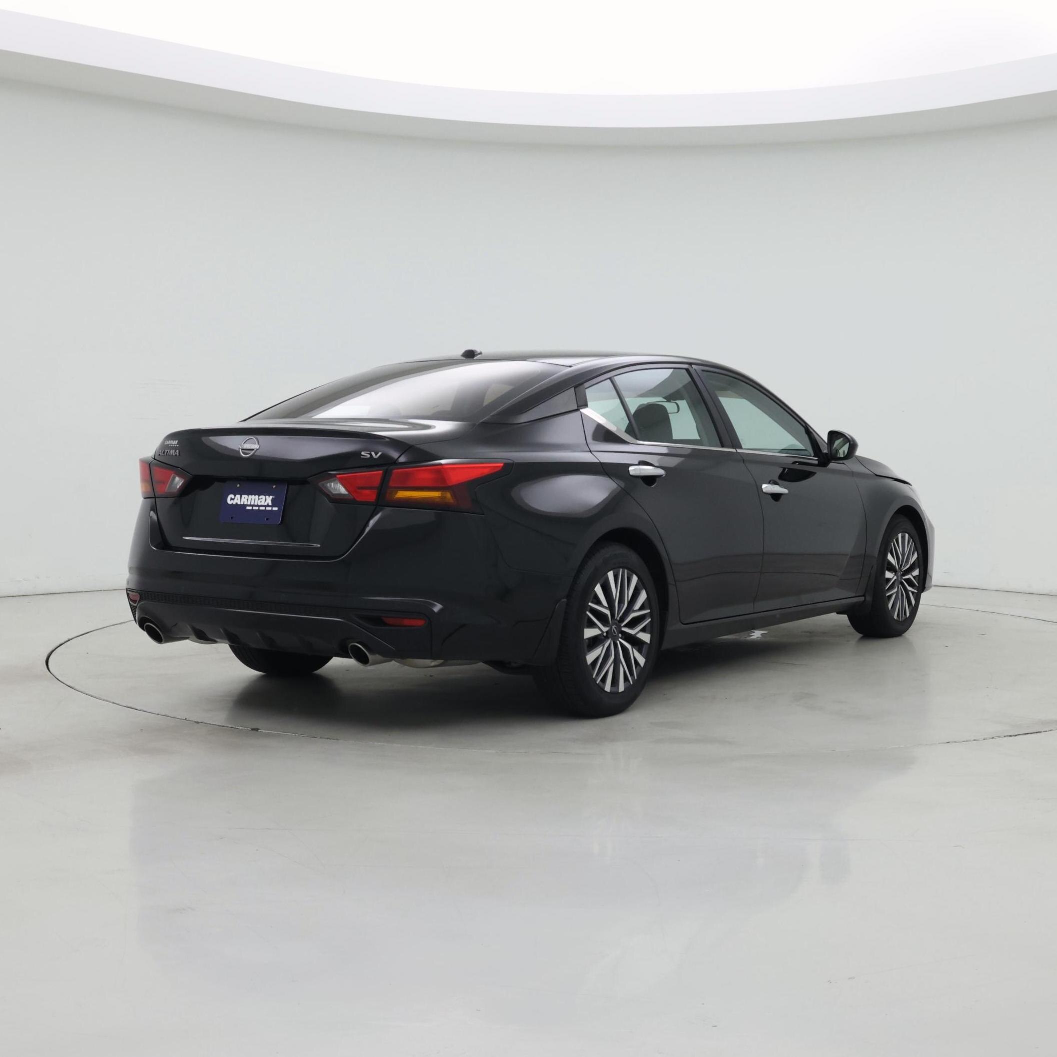 Thumbnail: 2023 Nissan Altima - 8