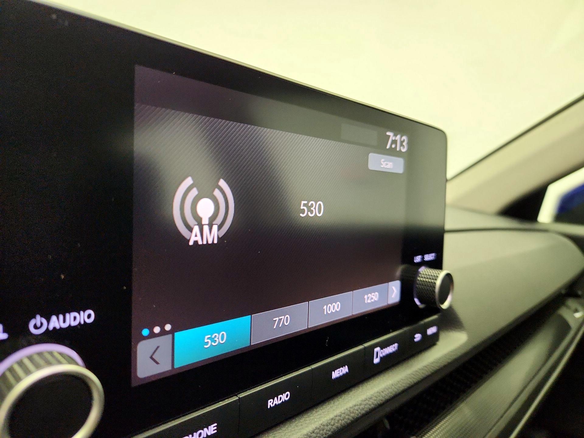 Thumbnail: 2023 Honda CR-V - 15