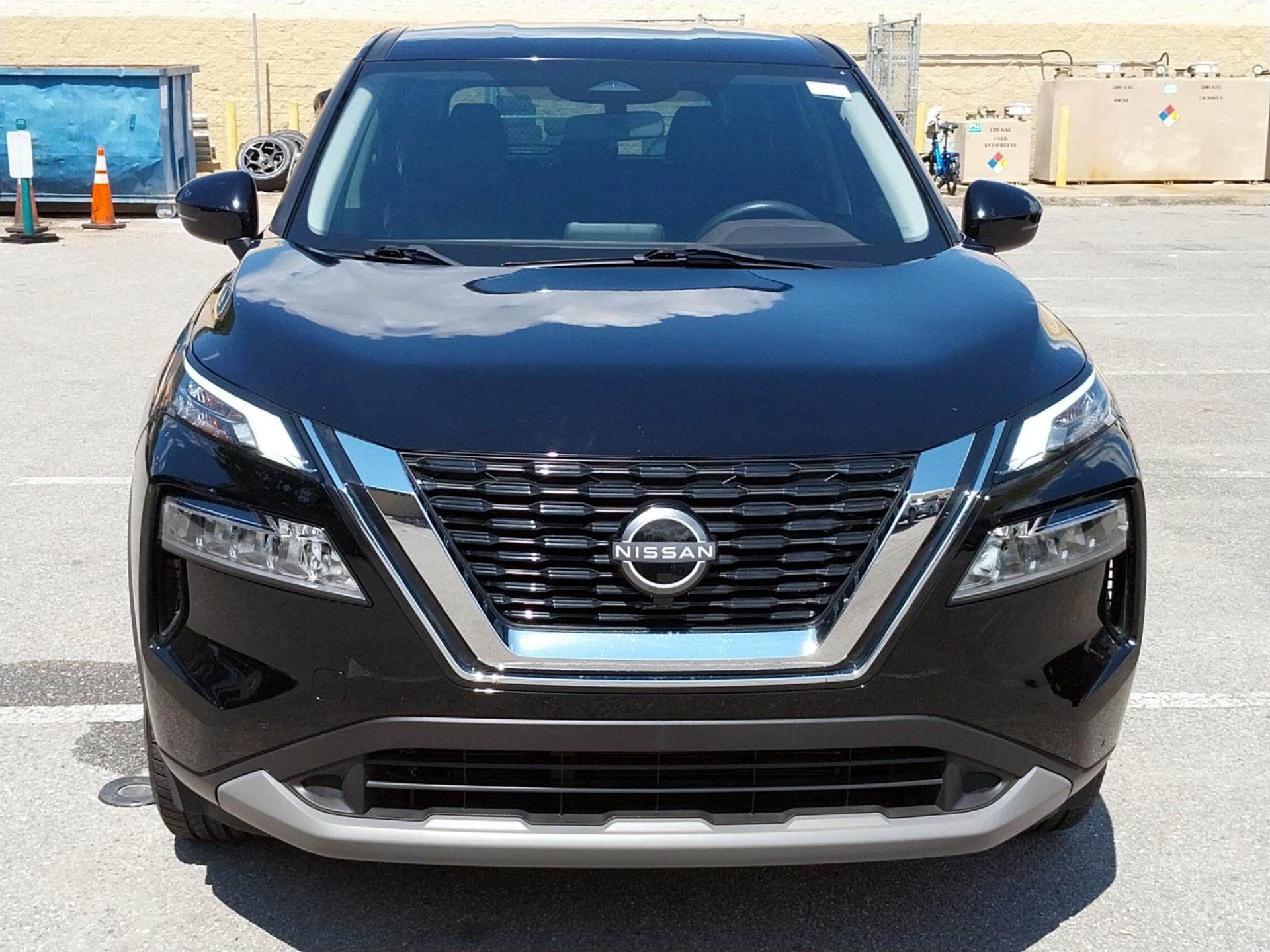 Thumbnail: 2023 Nissan Rogue - 2