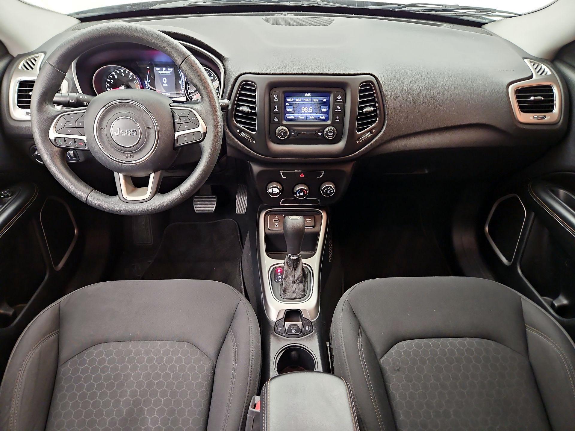 Thumbnail: 2018 Jeep Compass - 9