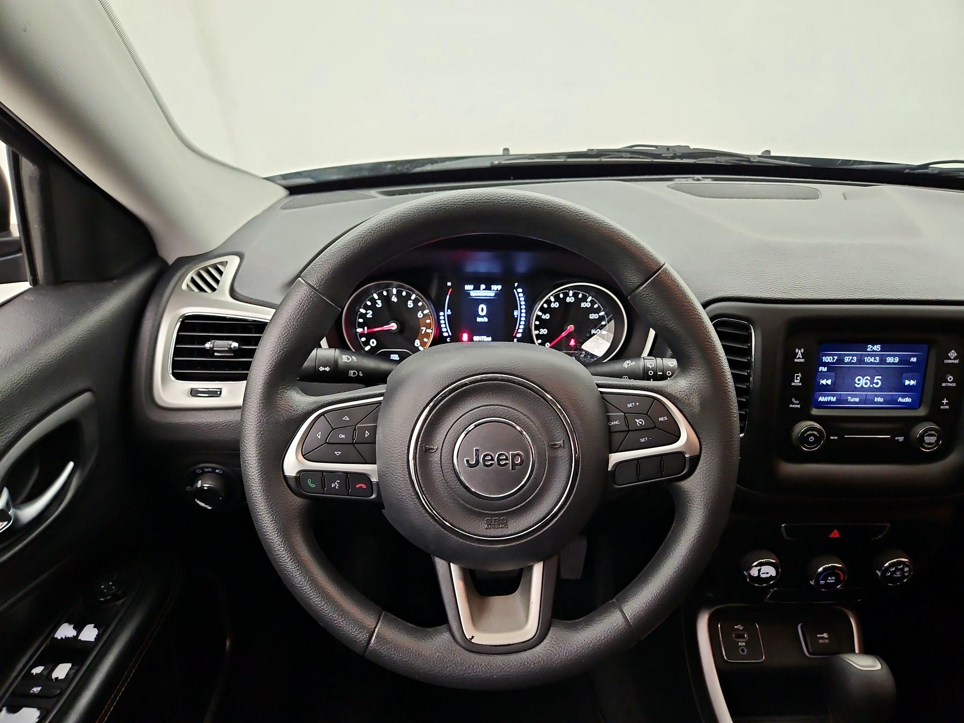 Thumbnail: 2018 Jeep Compass - 10