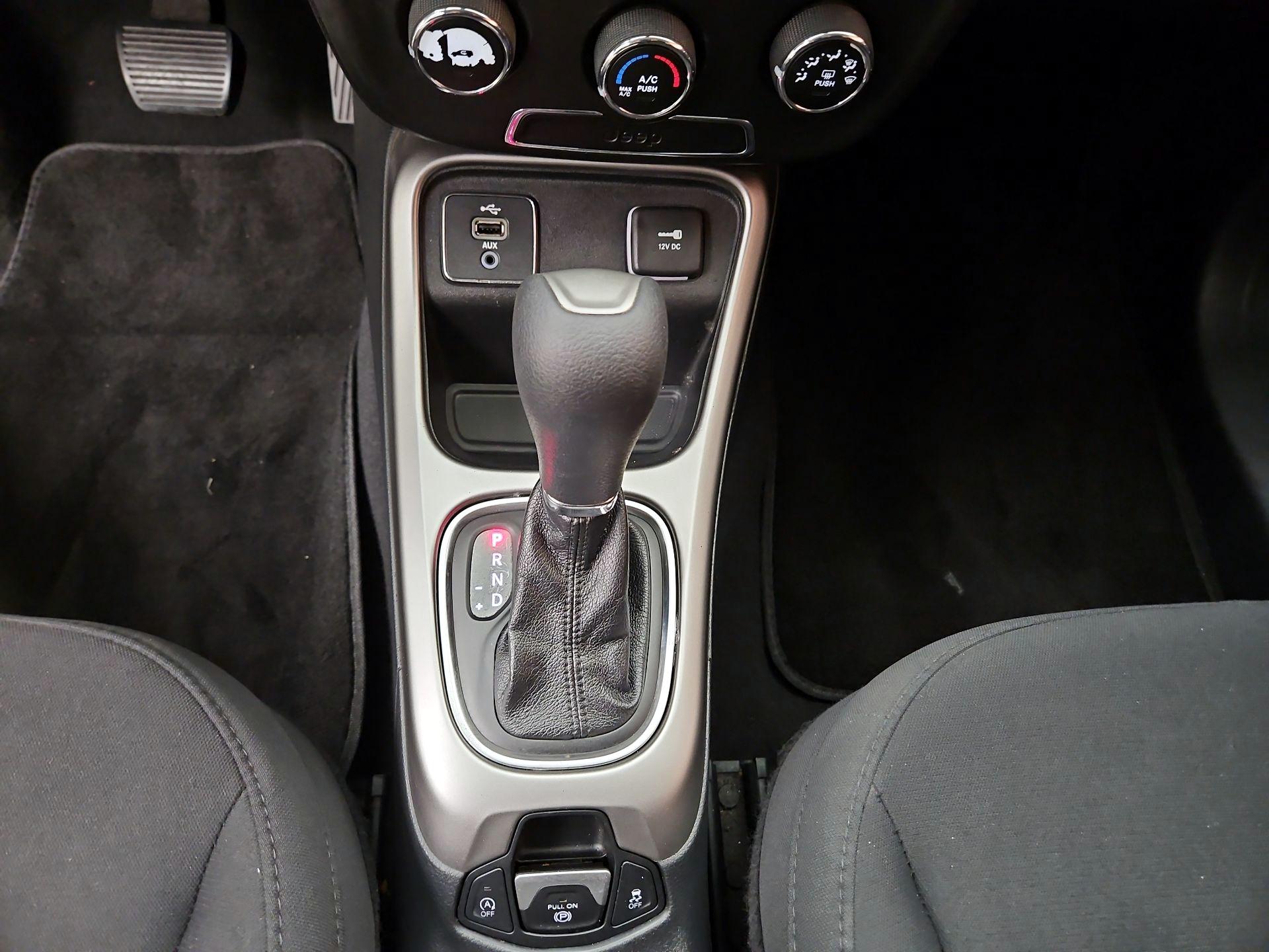 Thumbnail: 2018 Jeep Compass - 17