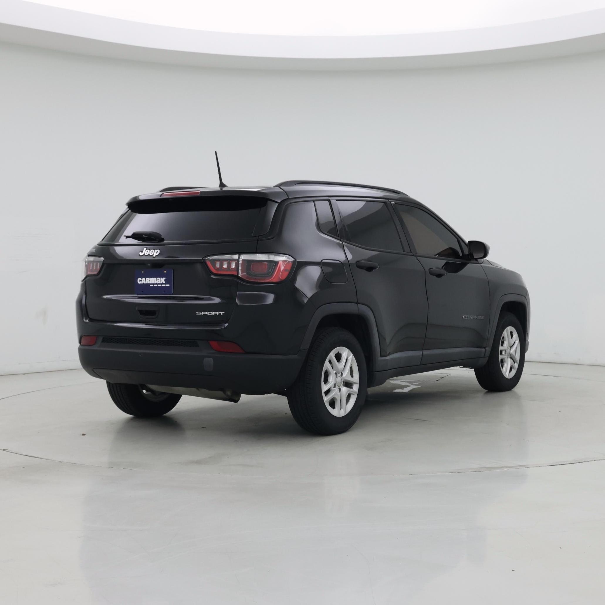 Thumbnail: 2018 Jeep Compass - 8