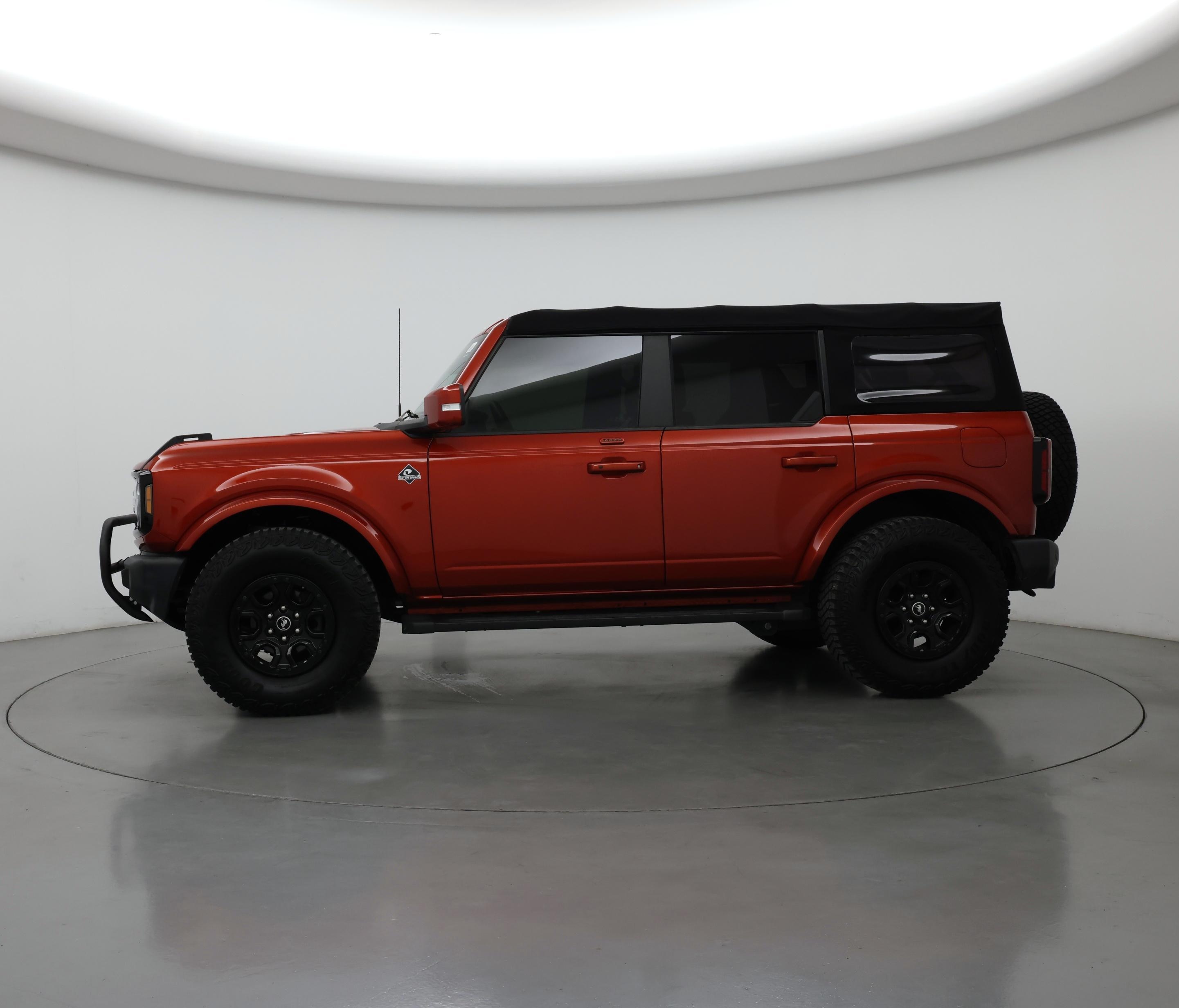 Thumbnail: 2022 Ford Bronco - 3