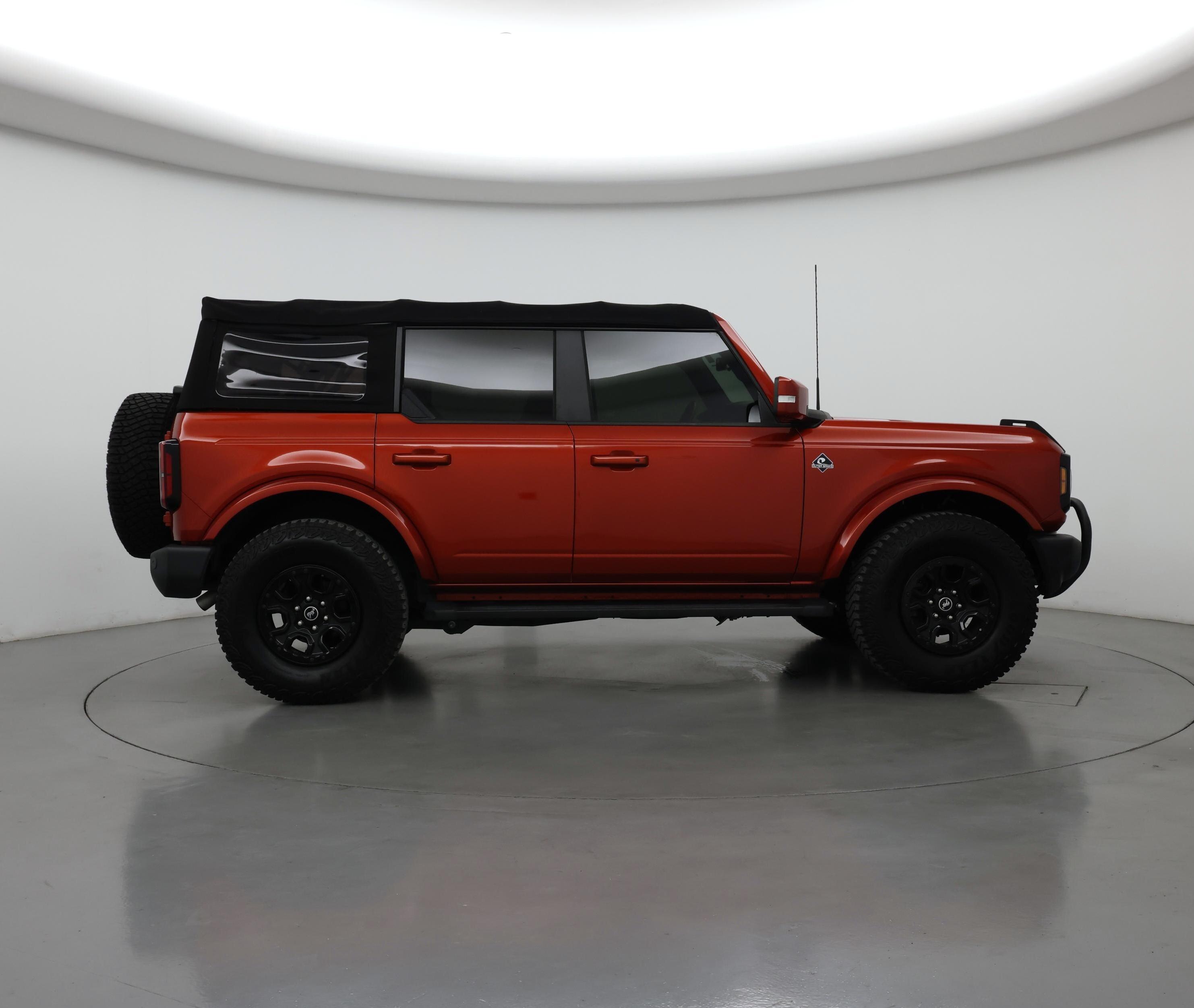 Thumbnail: 2022 Ford Bronco - 7