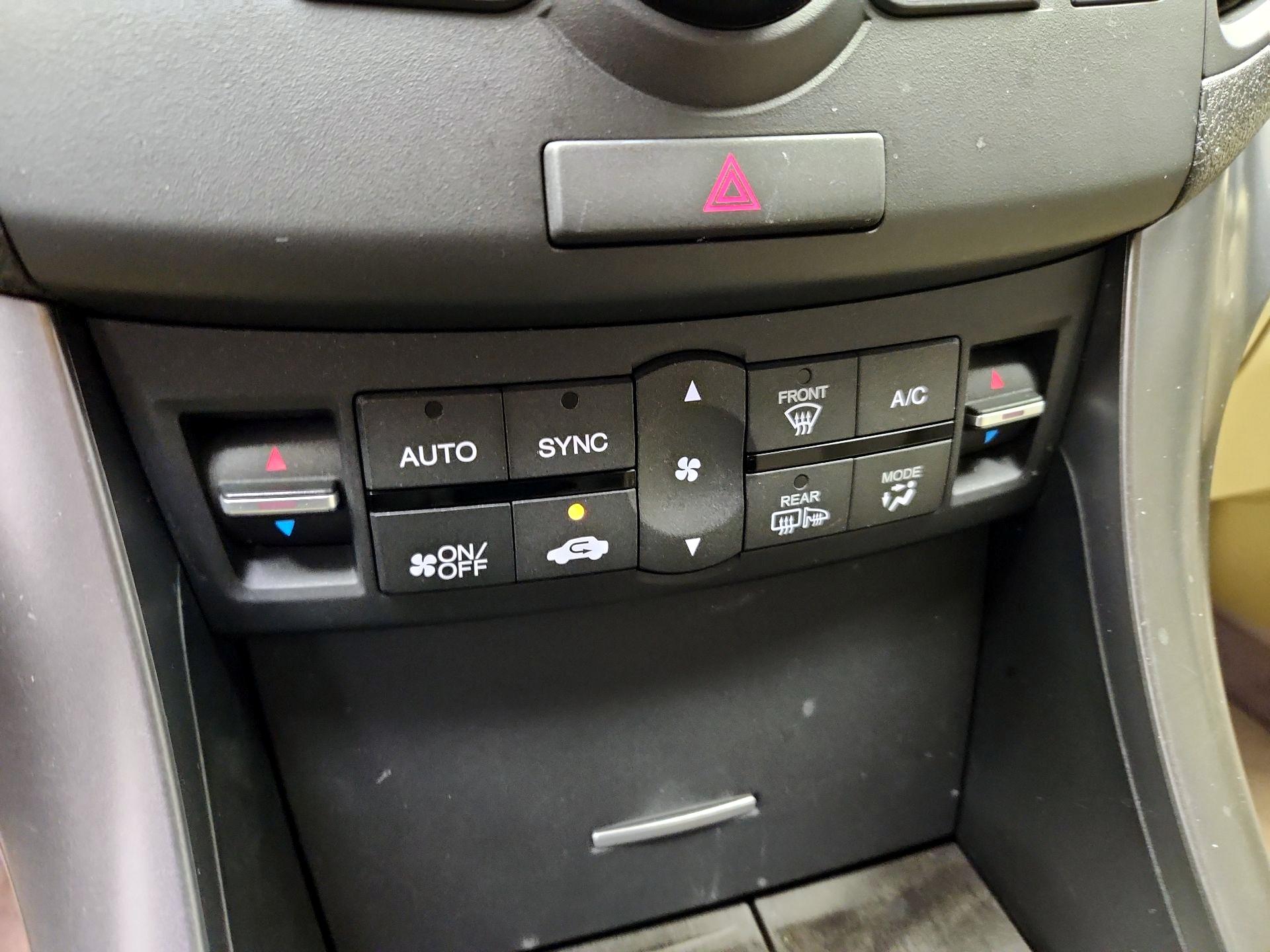 Thumbnail: 2014 Acura TSX - 15