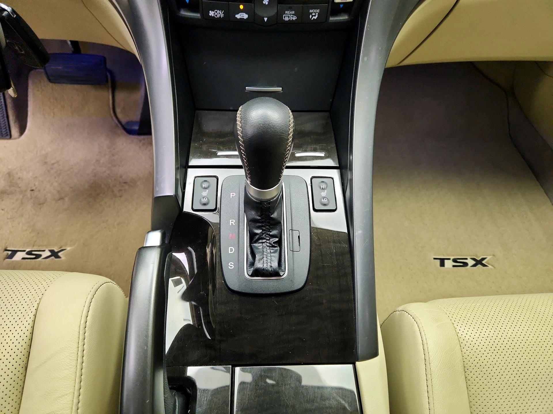 Thumbnail: 2014 Acura TSX - 16