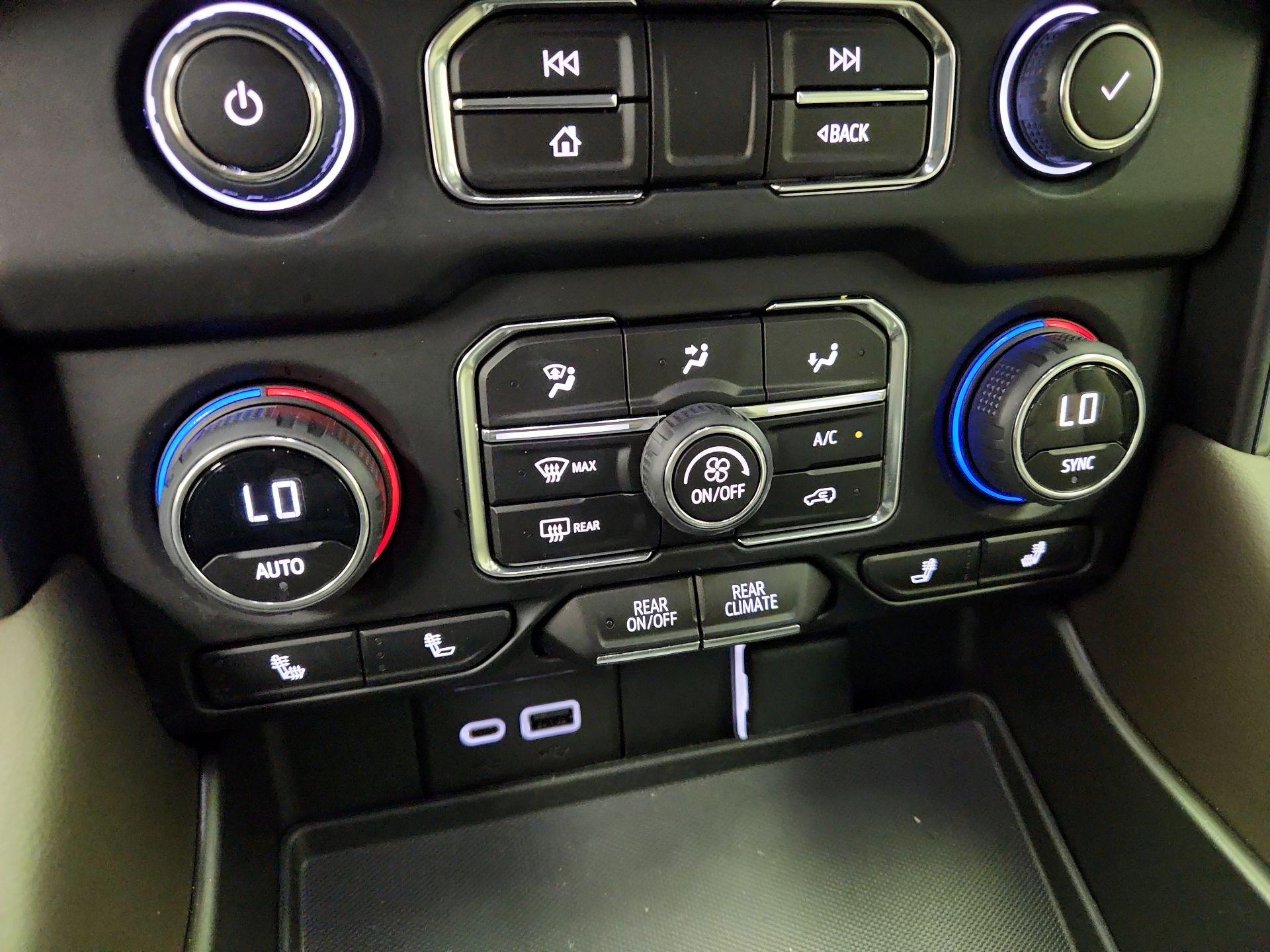 Thumbnail: 2023 Chevrolet Tahoe - 17