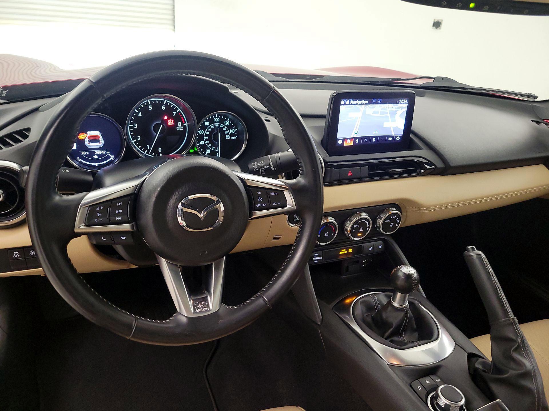 Thumbnail: 2020 Mazda MX-5 Miata - 8