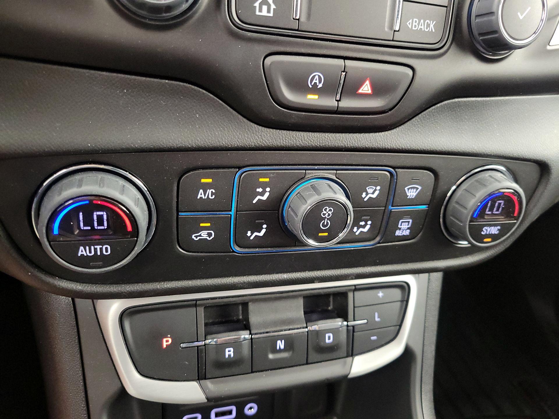 Thumbnail: 2023 GMC Terrain - 15