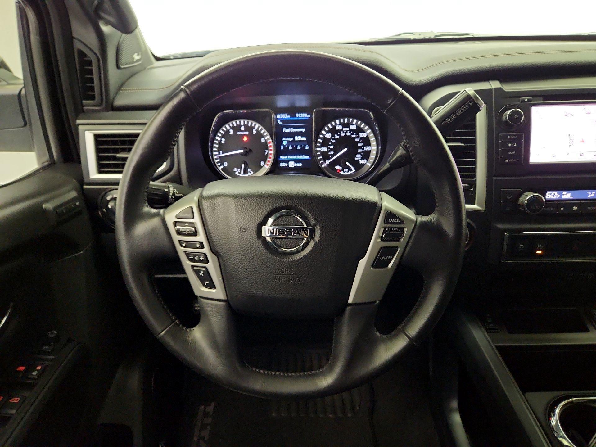 Thumbnail: 2019 Nissan Titan - 10