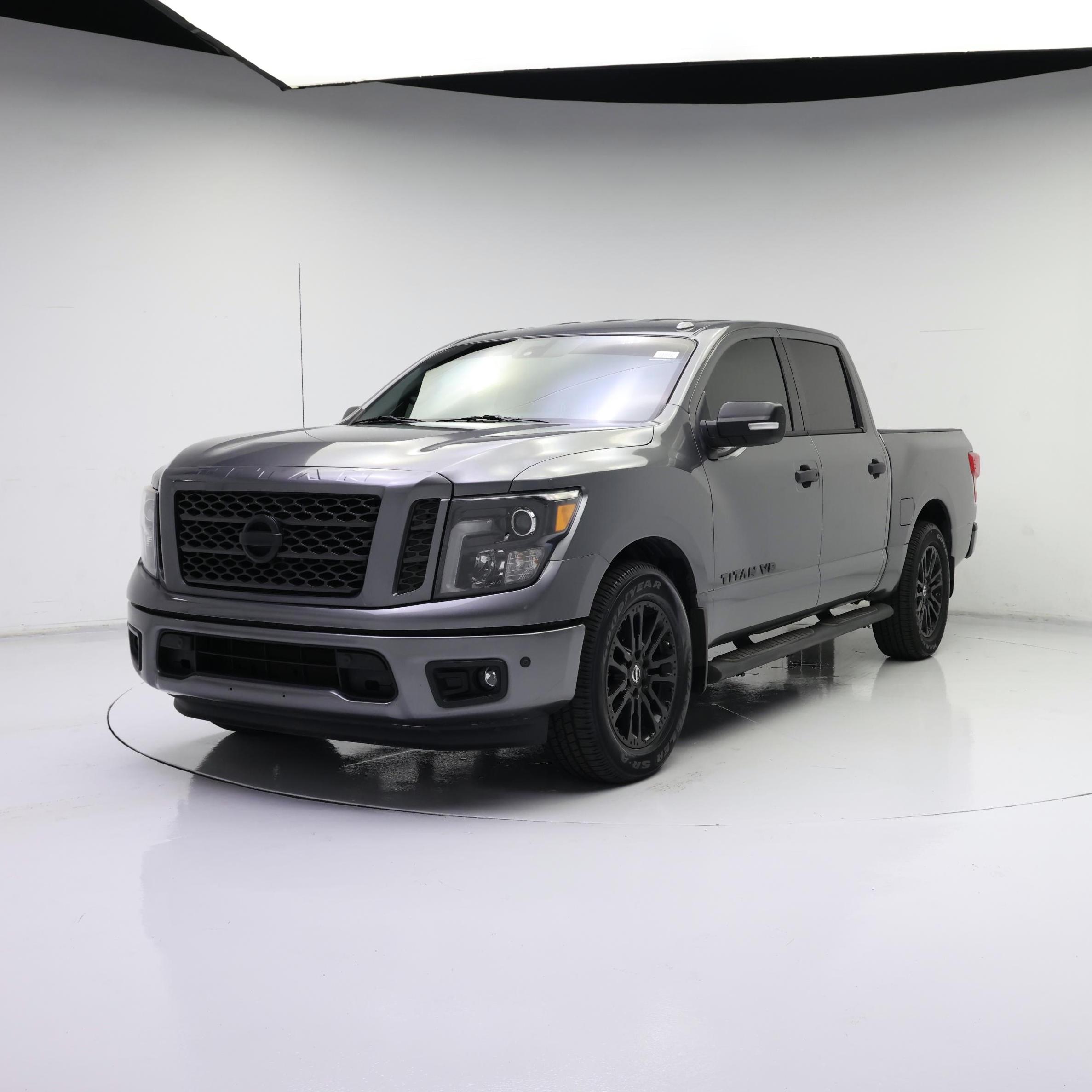 Thumbnail: 2019 Nissan Titan - 4