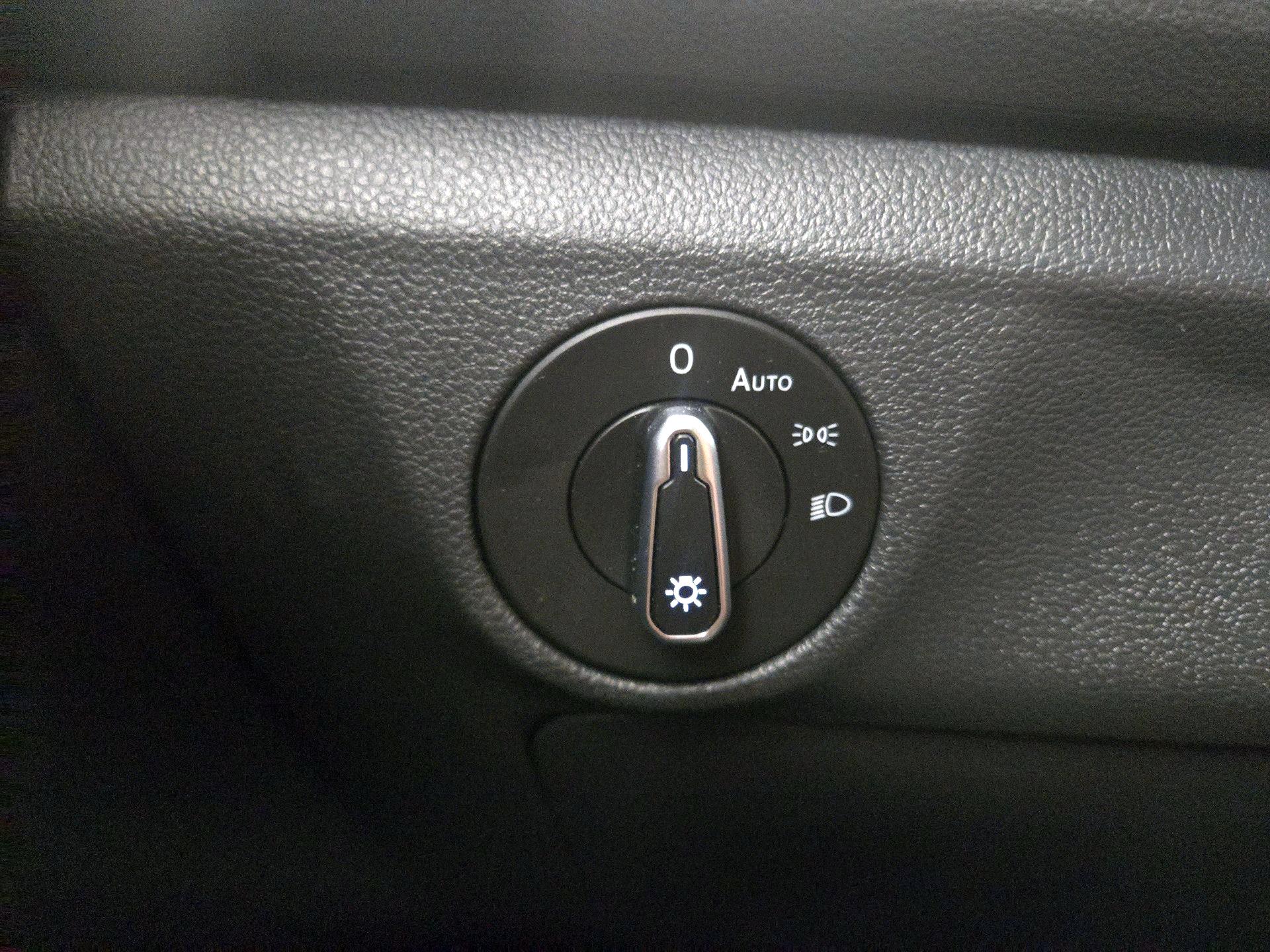 Thumbnail: 2024 Volkswagen Jetta - 13