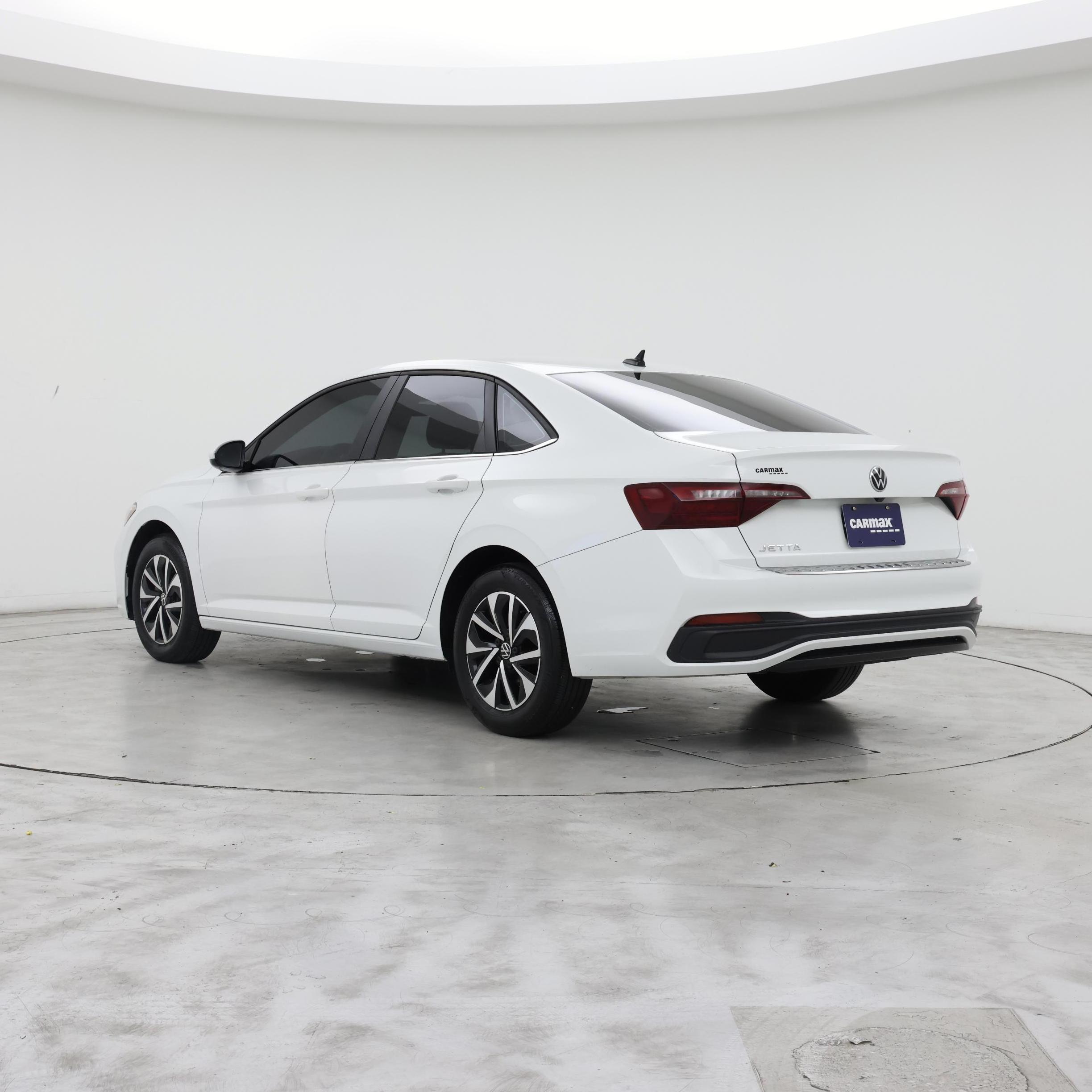 Thumbnail: 2024 Volkswagen Jetta - 2