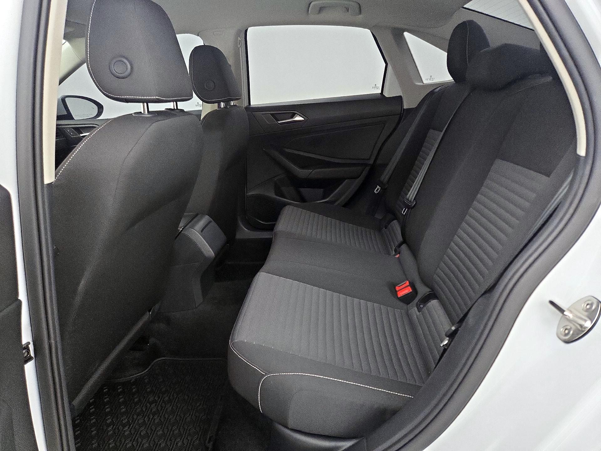 Thumbnail: 2024 Volkswagen Jetta - 19