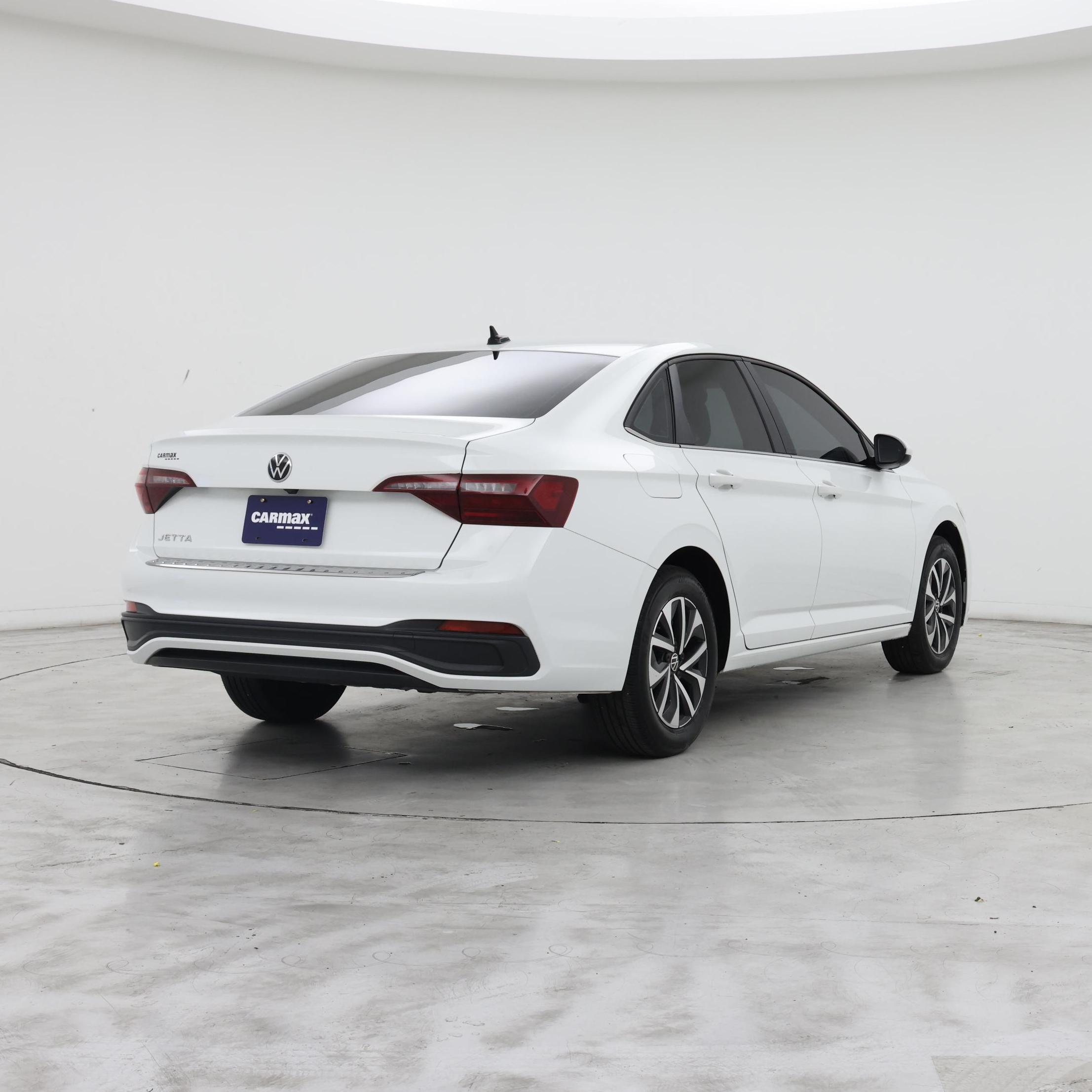 Thumbnail: 2024 Volkswagen Jetta - 8