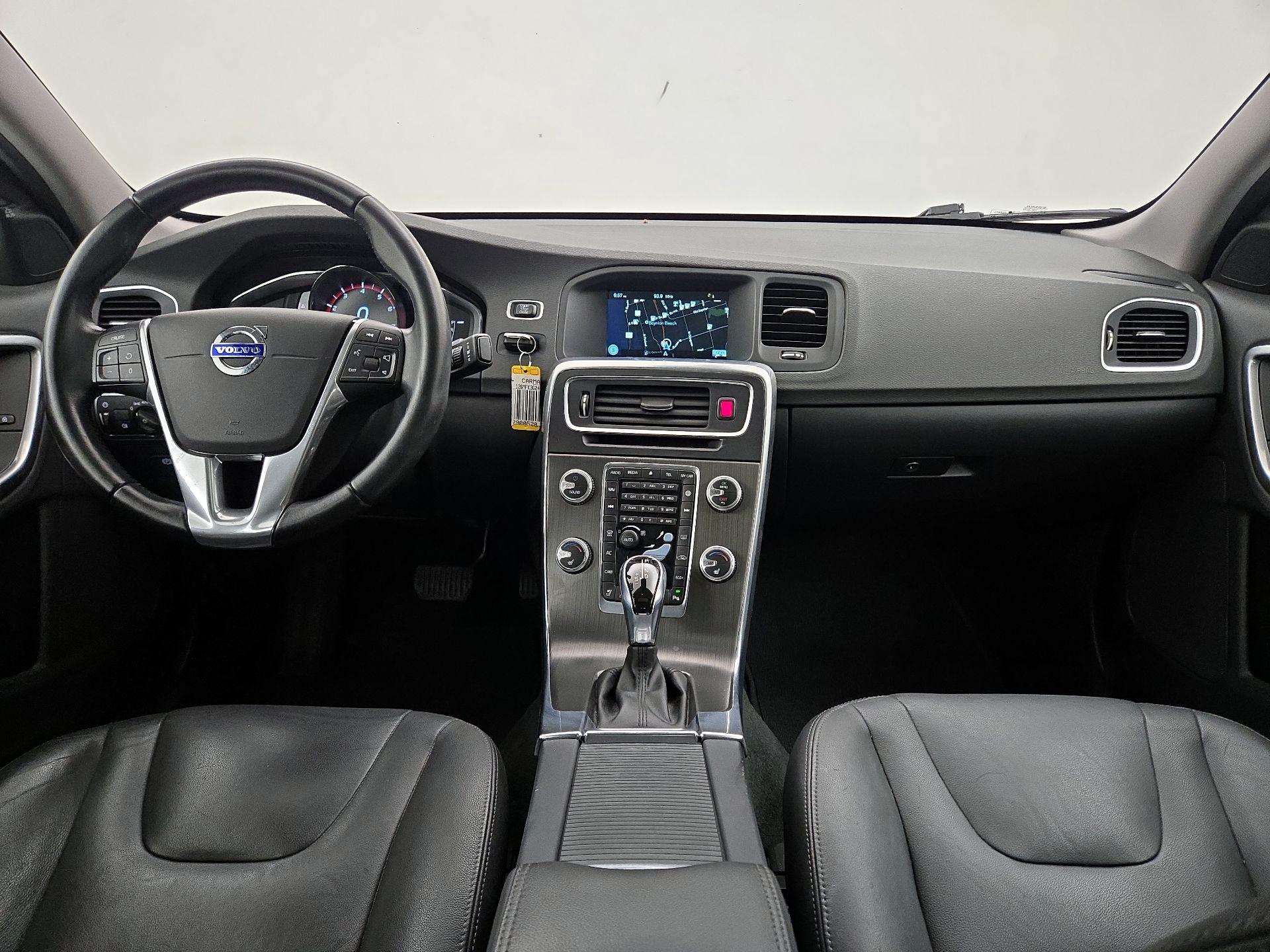 Thumbnail: 2016 Volvo S60 - 9