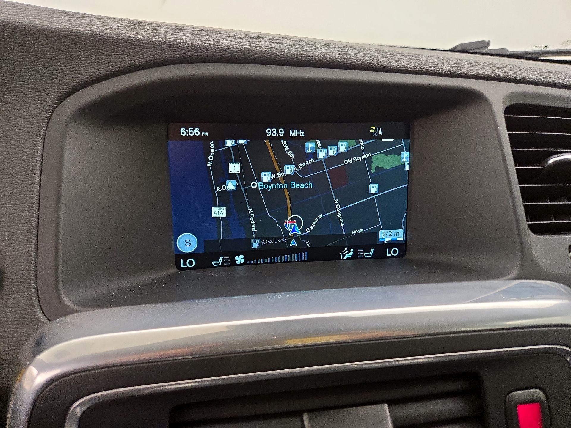 Thumbnail: 2016 Volvo S60 - 14