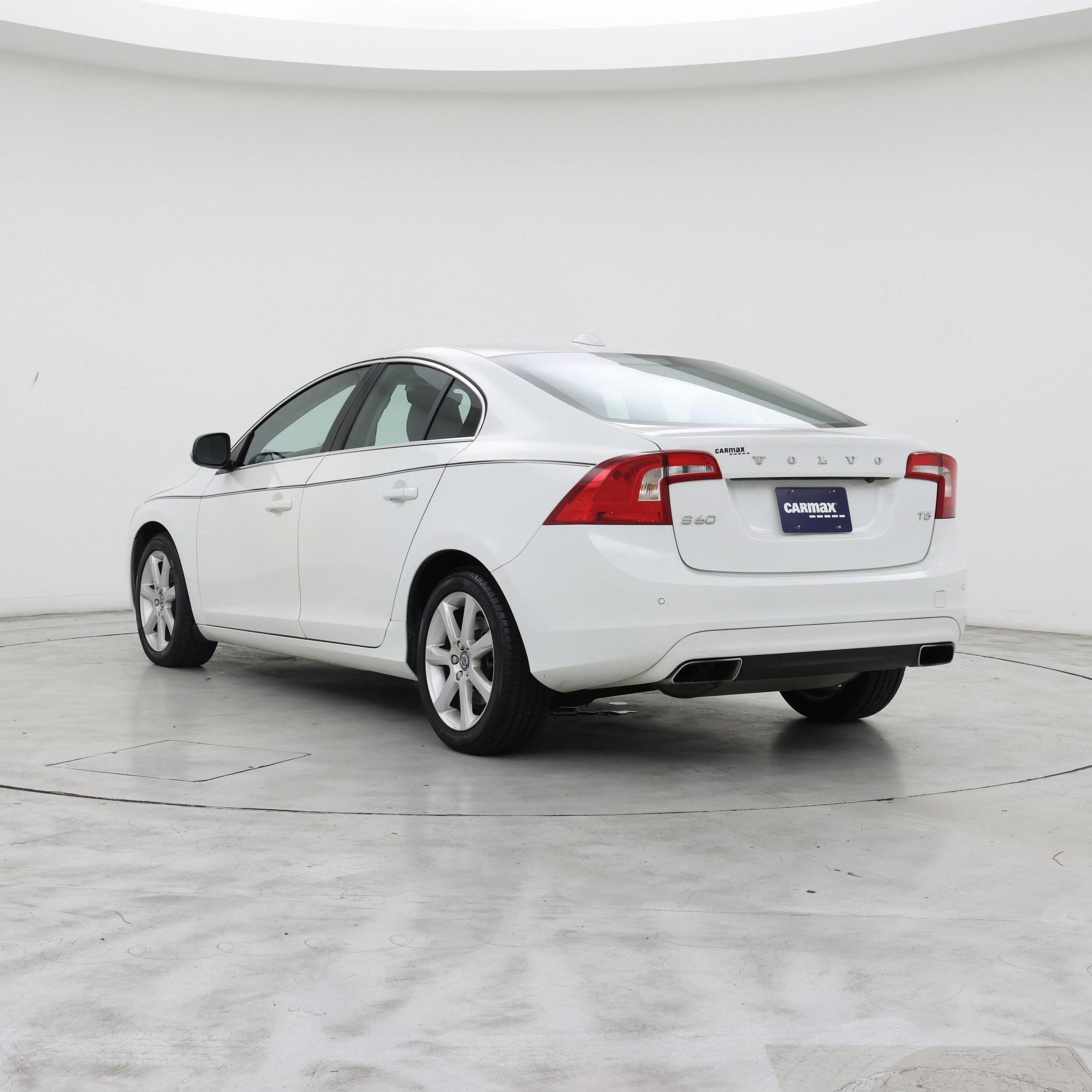 Thumbnail: 2016 Volvo S60 - 2