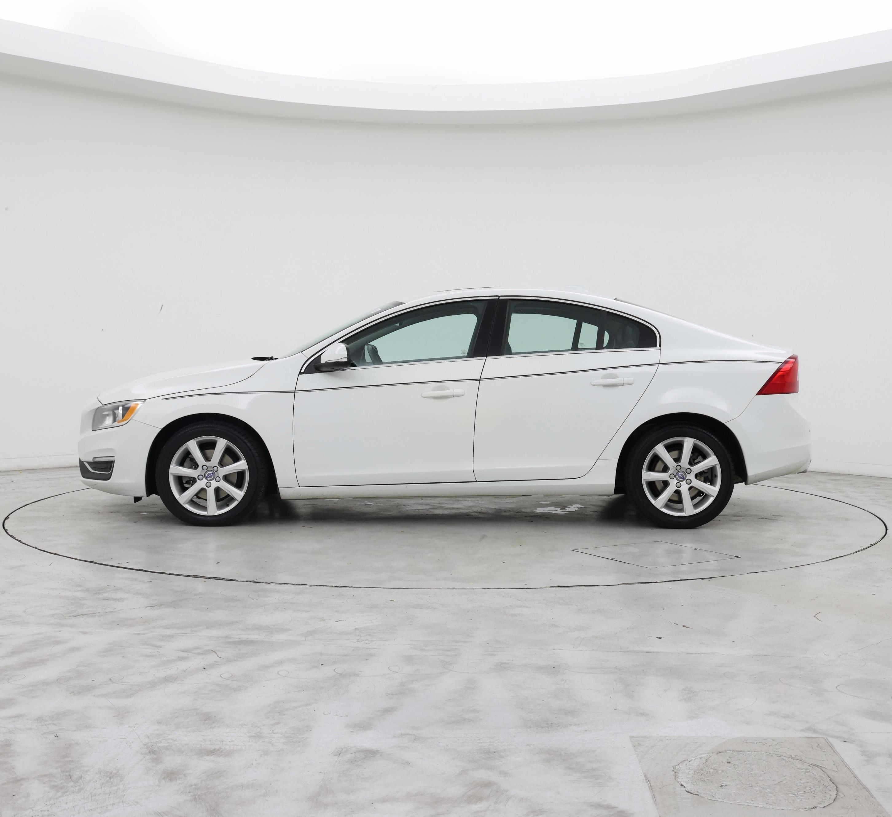 Thumbnail: 2016 Volvo S60 - 3