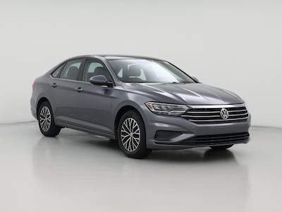 Gray 2019 Volkswagen Jetta SE