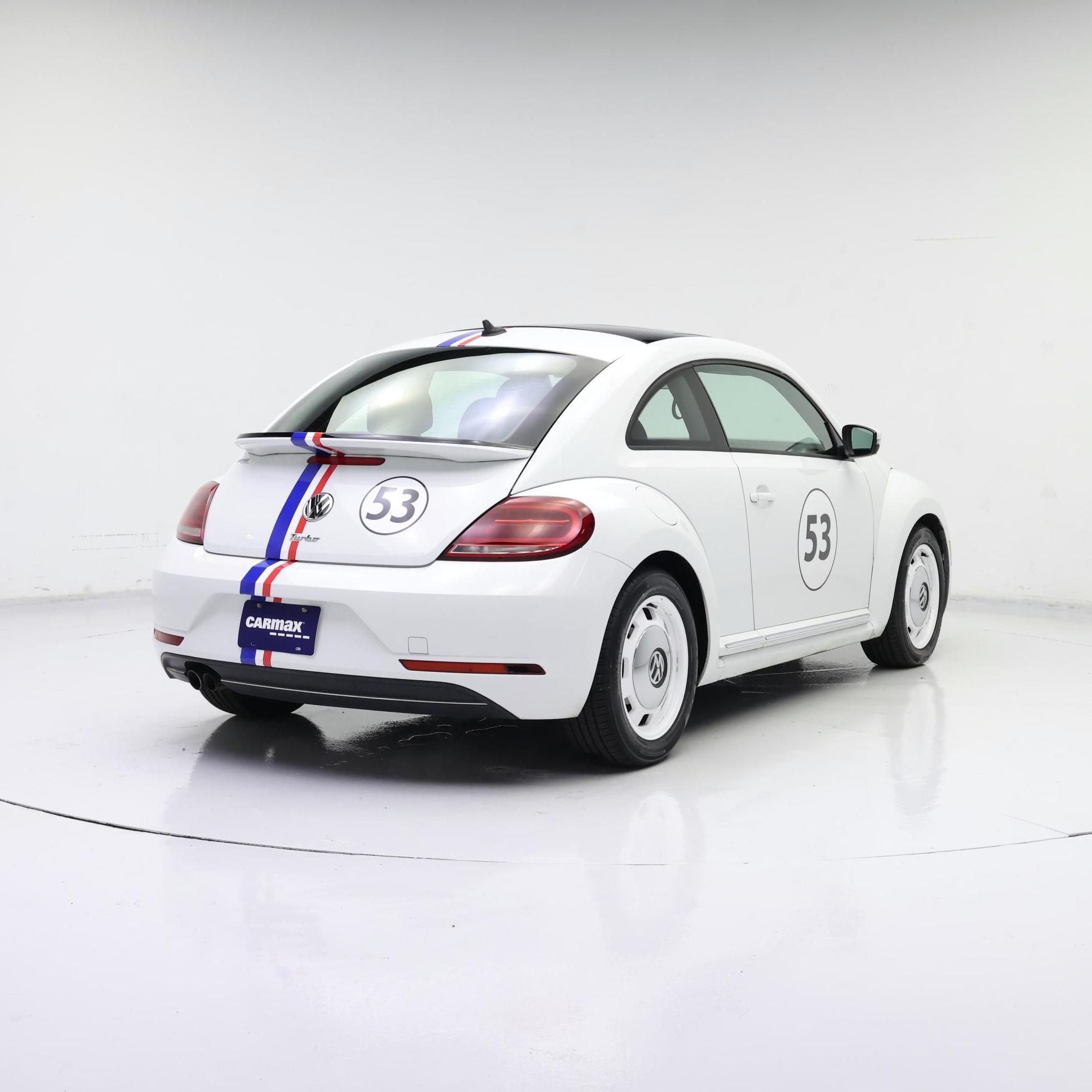 Thumbnail: 2018 Volkswagen Beetle - 8