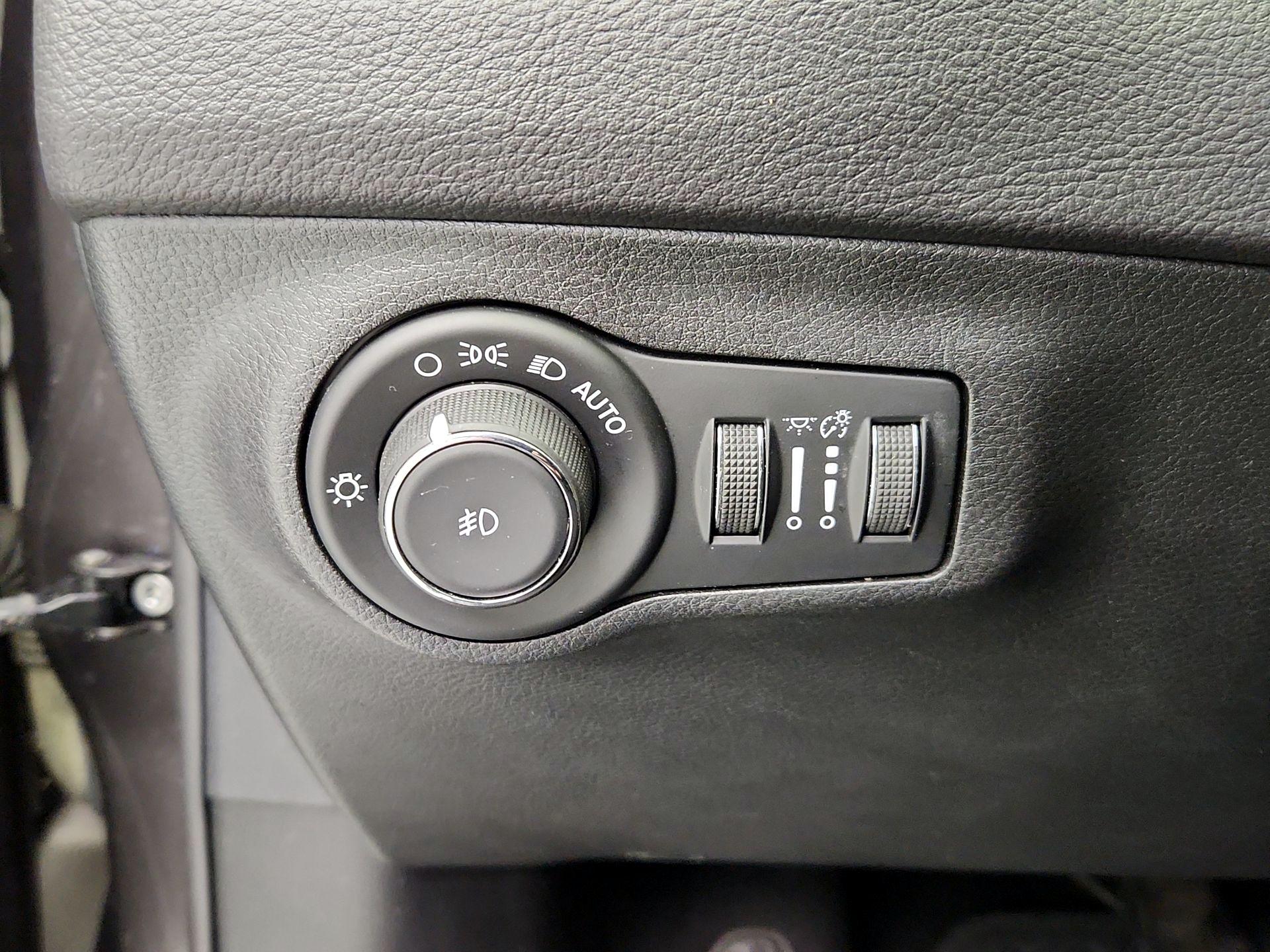 Thumbnail: 2017 Jeep Compass - 13