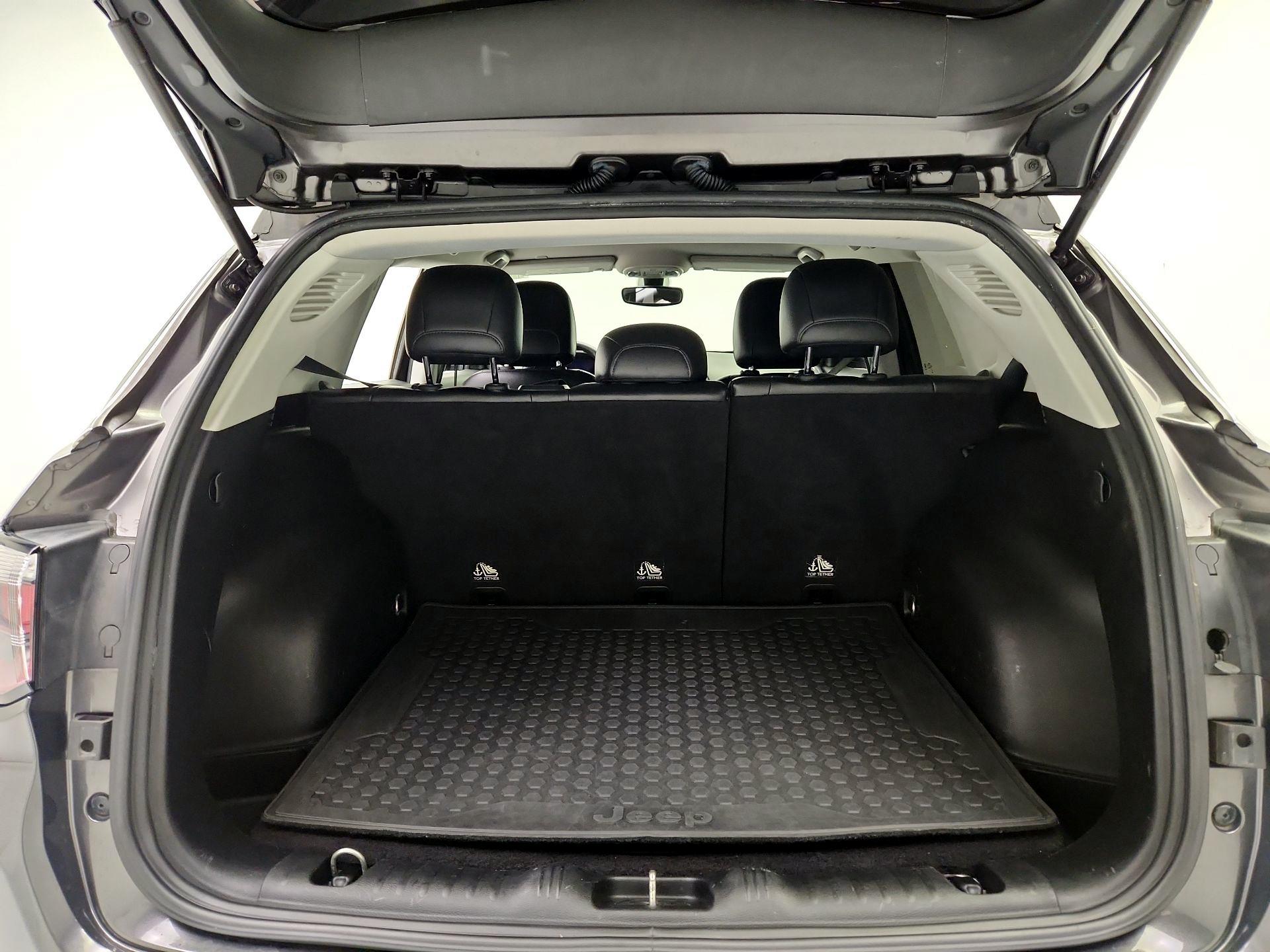 Thumbnail: 2017 Jeep Compass - 20