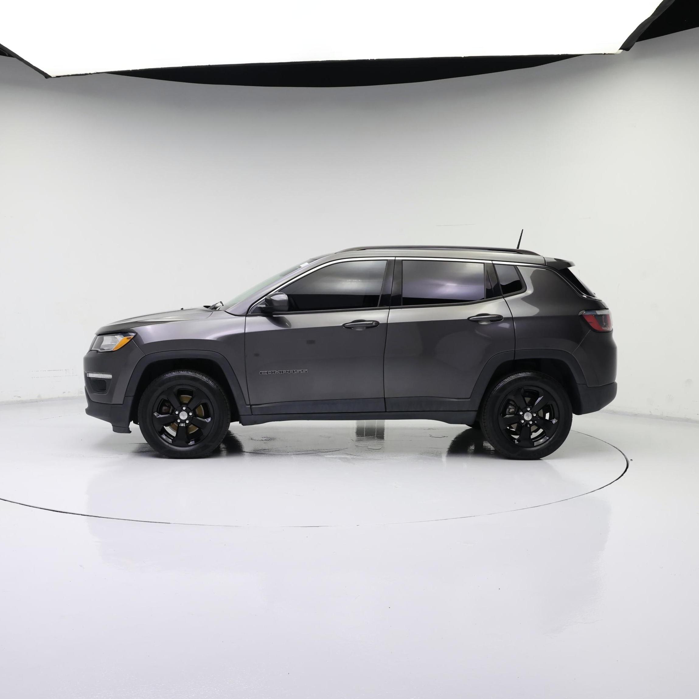 Thumbnail: 2017 Jeep Compass - 3