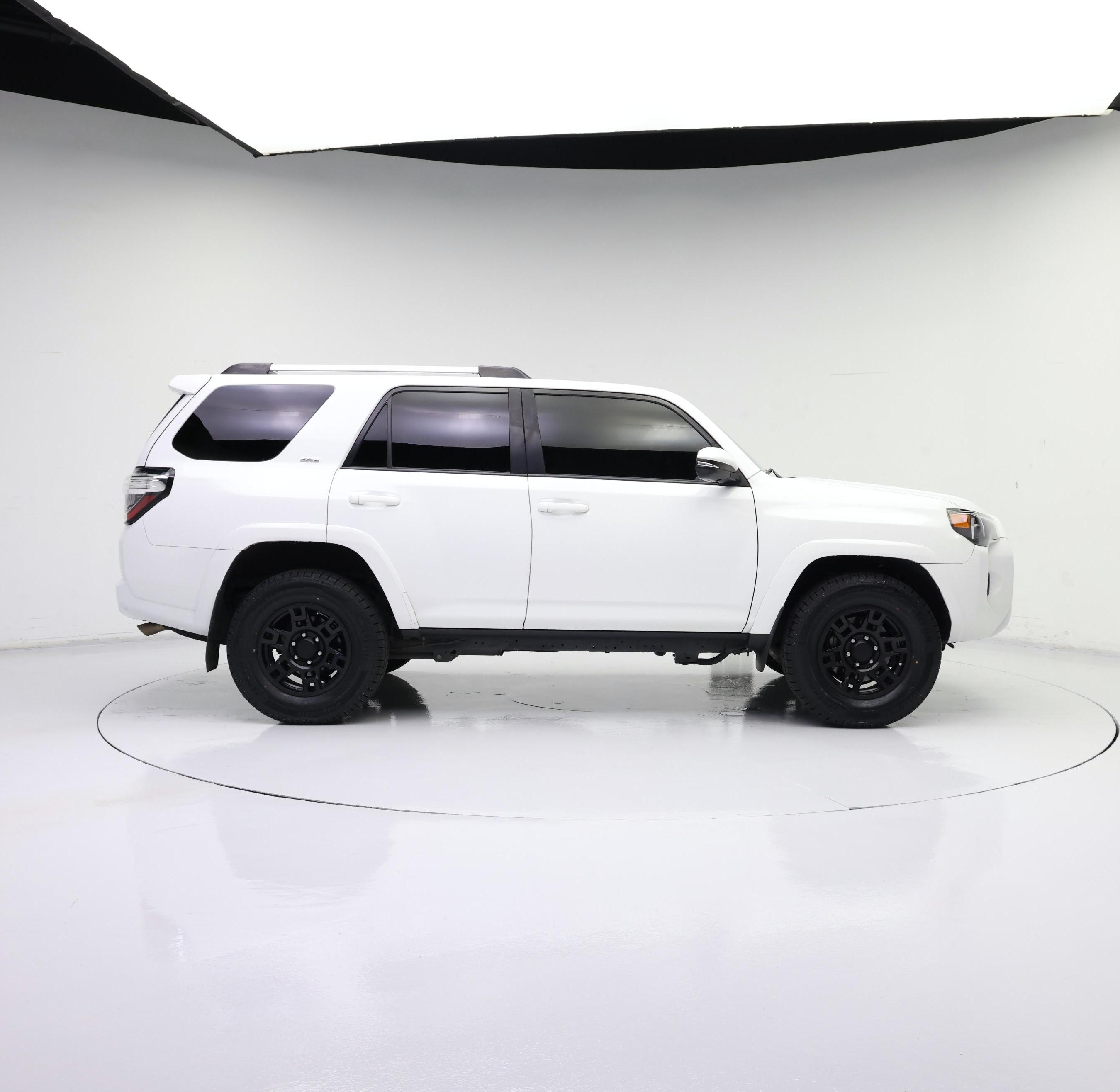 Thumbnail: 2021 Toyota 4Runner - 7