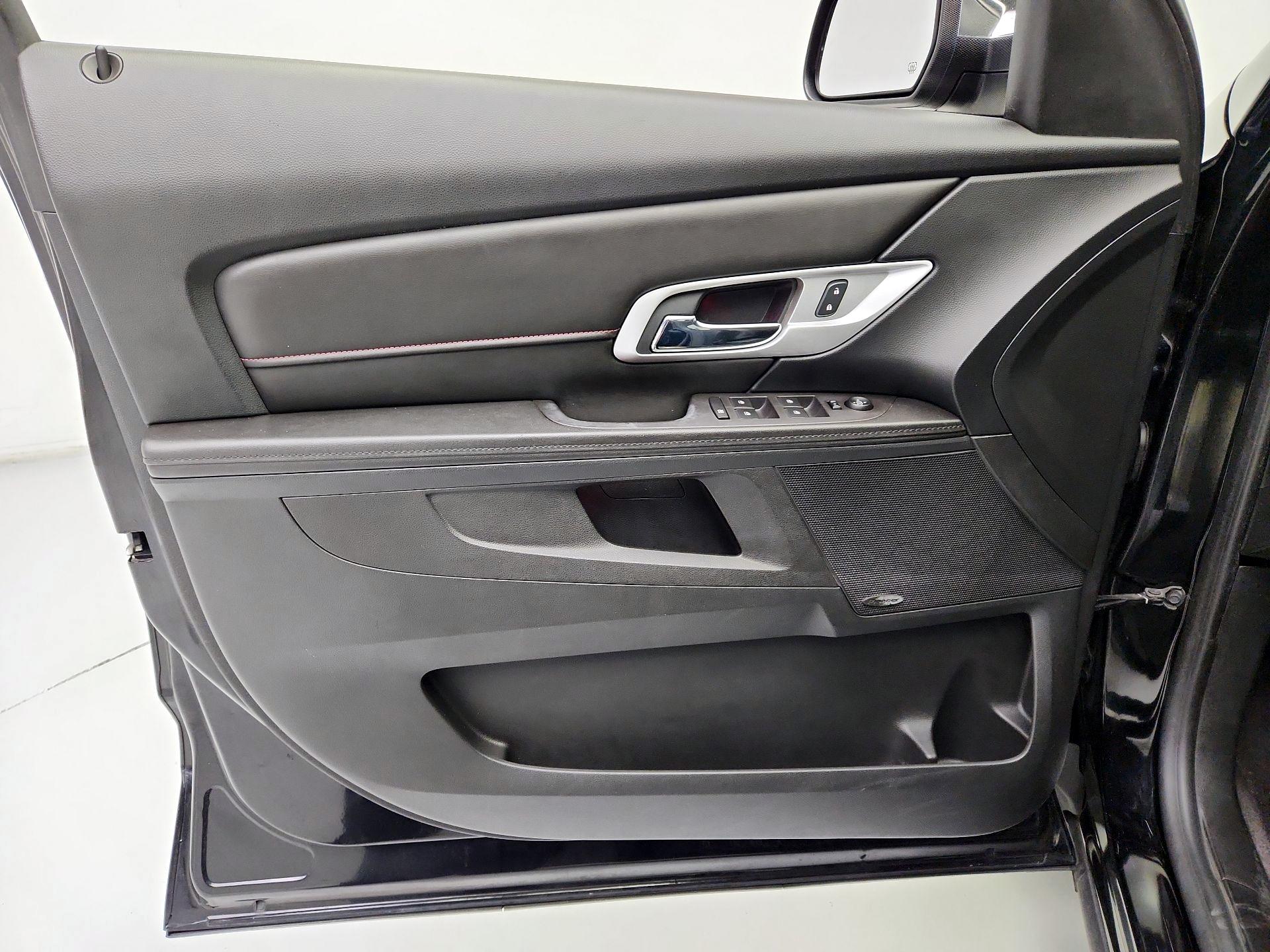 Thumbnail: 2016 GMC Terrain - 12