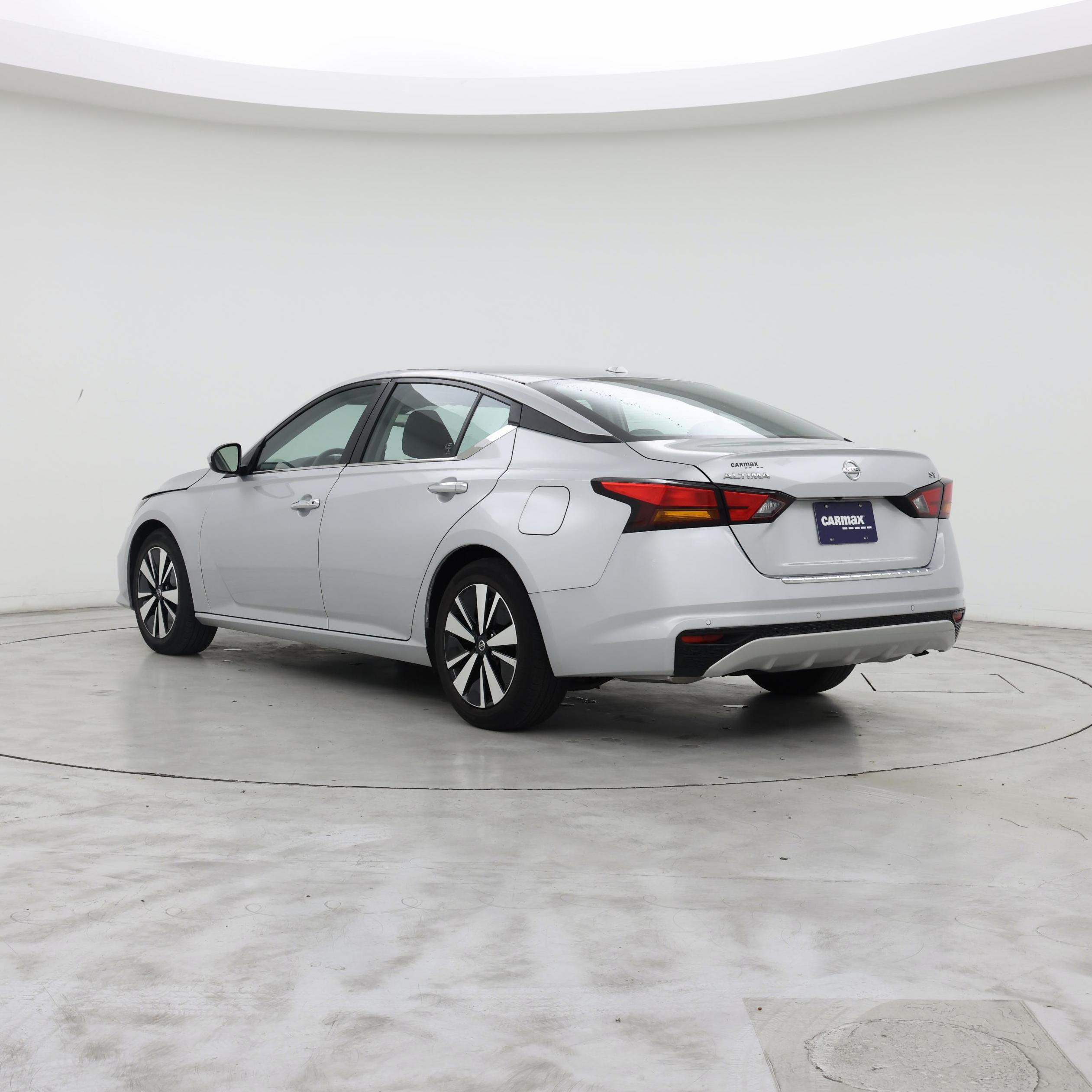 Thumbnail: 2022 Nissan Altima - 2