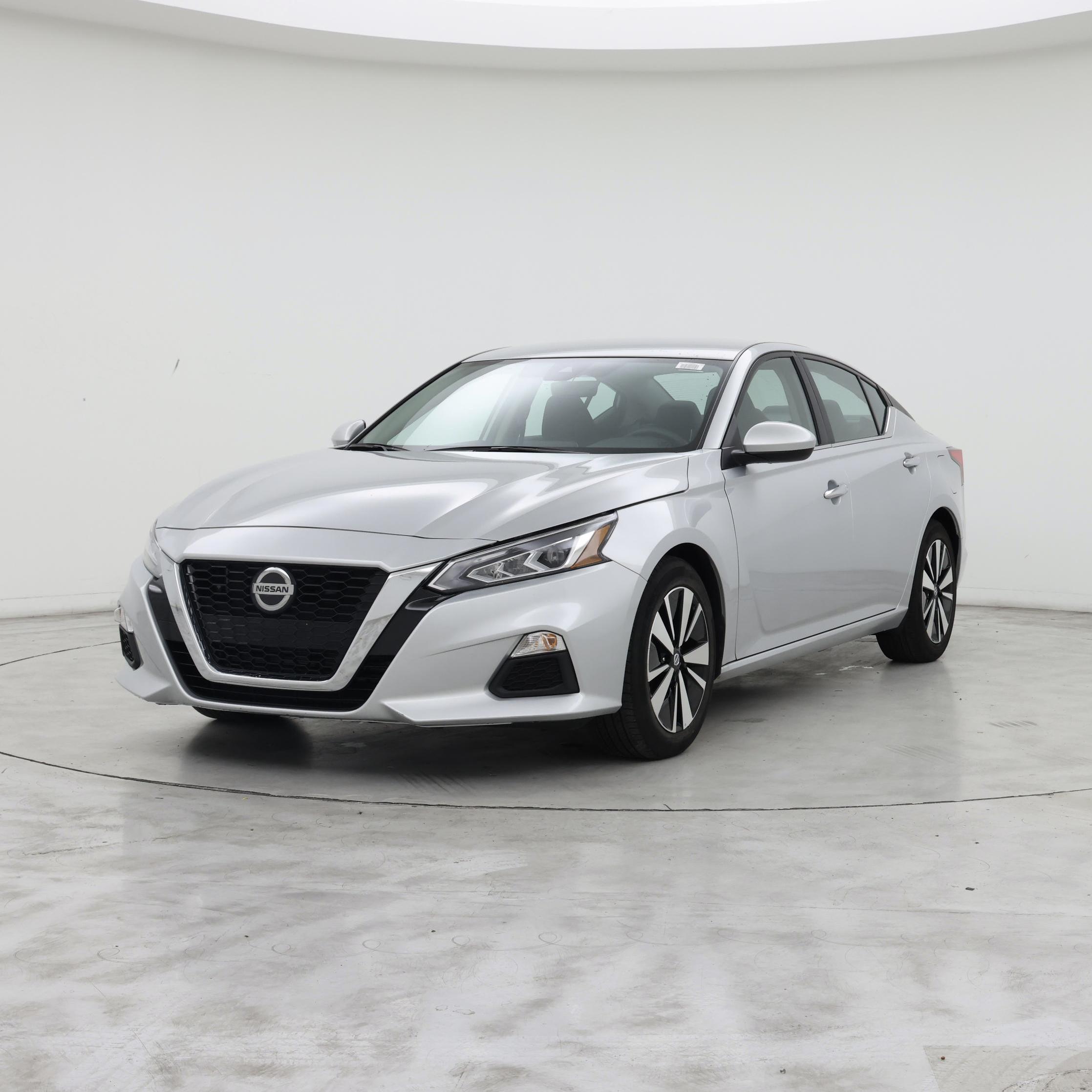 Thumbnail: 2022 Nissan Altima - 4