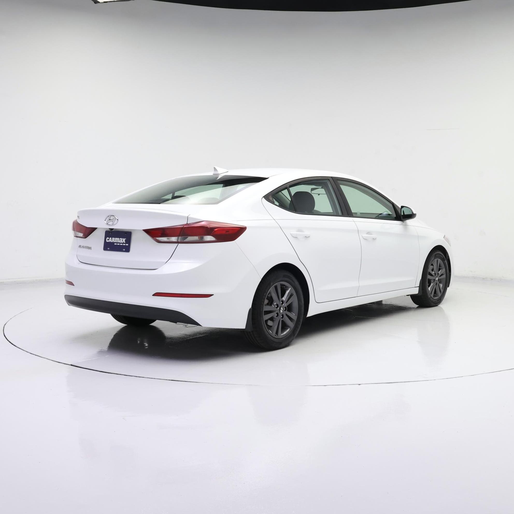 Thumbnail: 2018 Hyundai Elantra - 8
