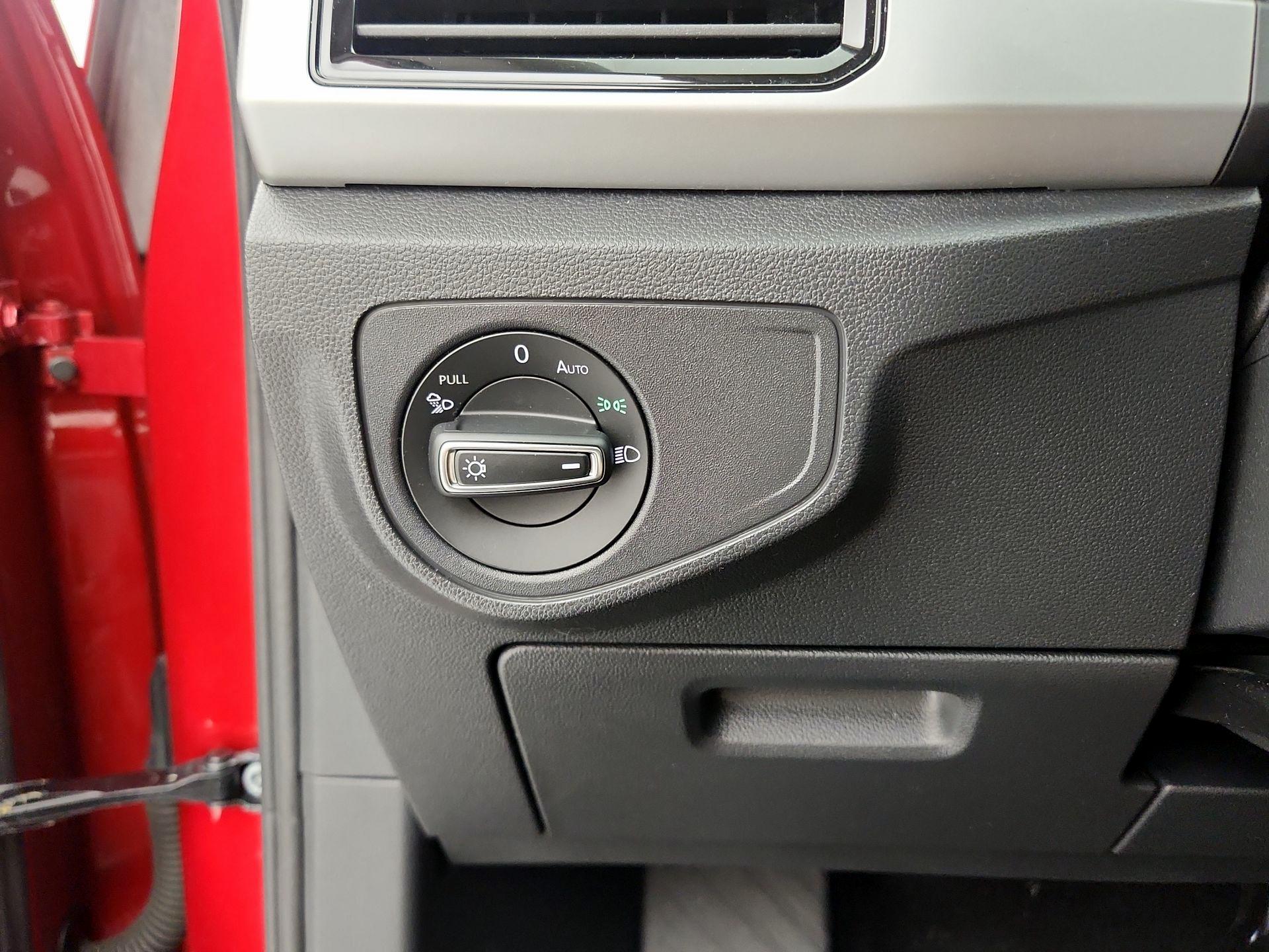 Thumbnail: 2023 Volkswagen Atlas - 13