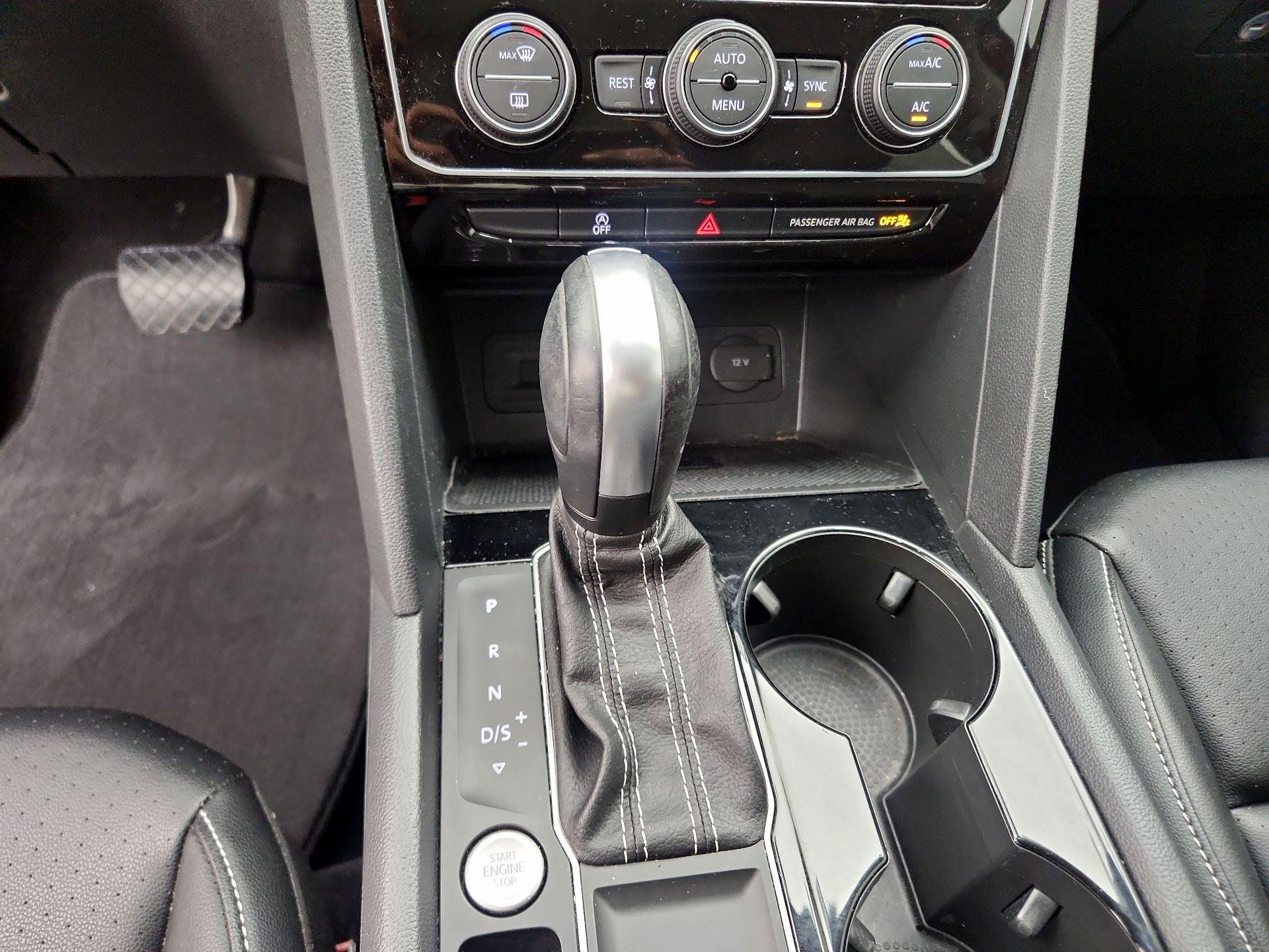 Thumbnail: 2023 Volkswagen Atlas - 17