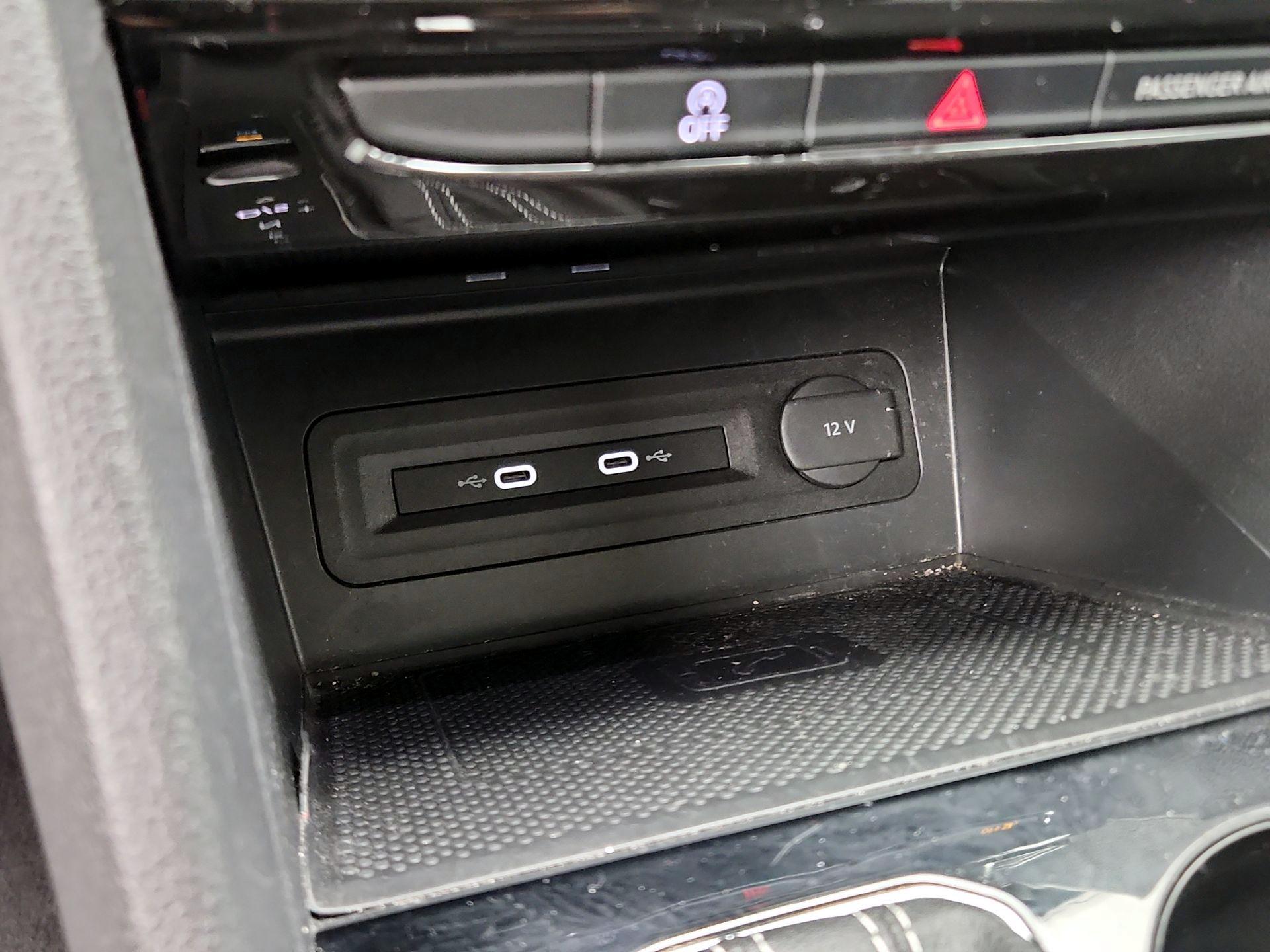 Thumbnail: 2023 Volkswagen Atlas - 18