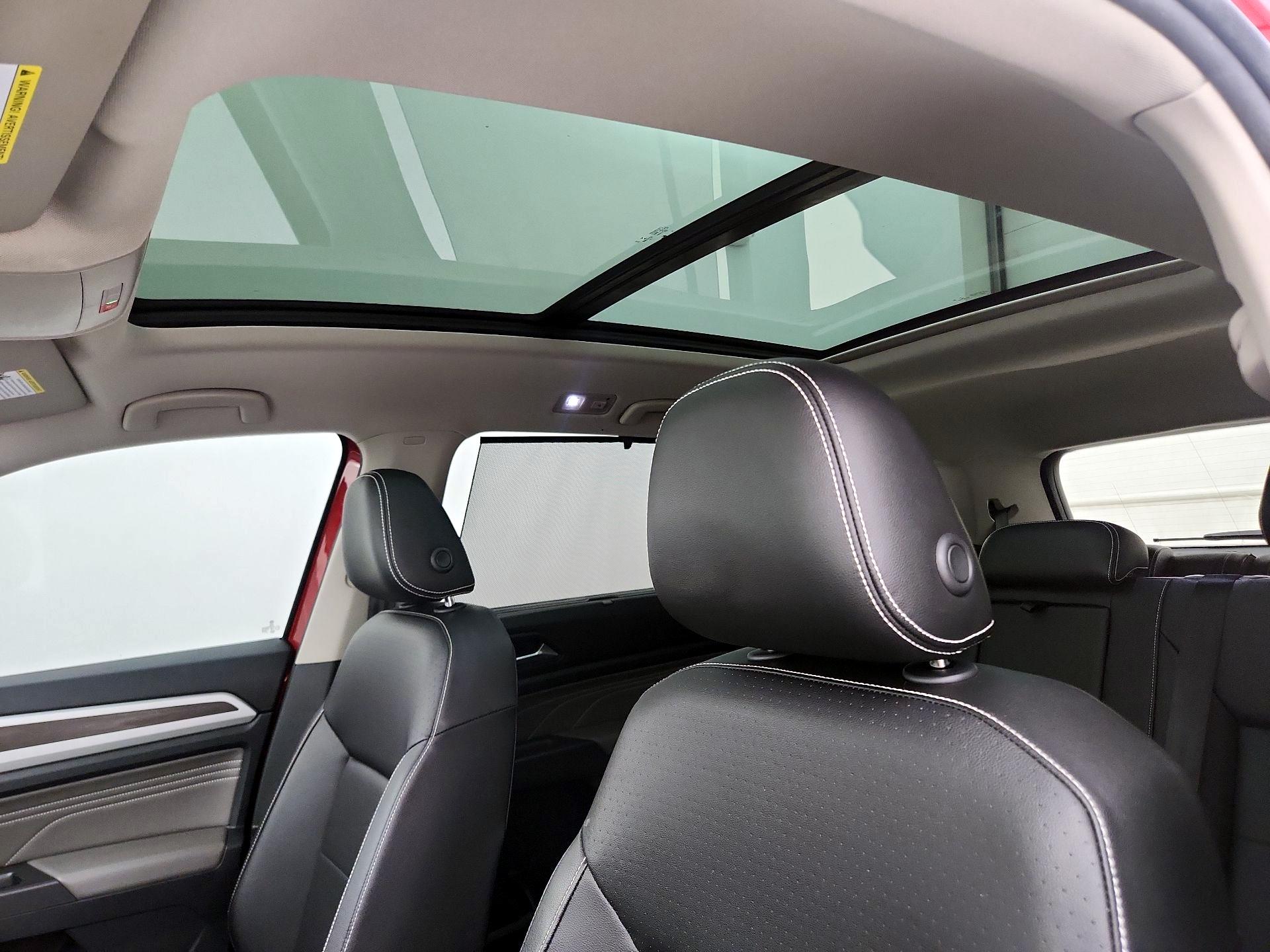 Thumbnail: 2023 Volkswagen Atlas - 19