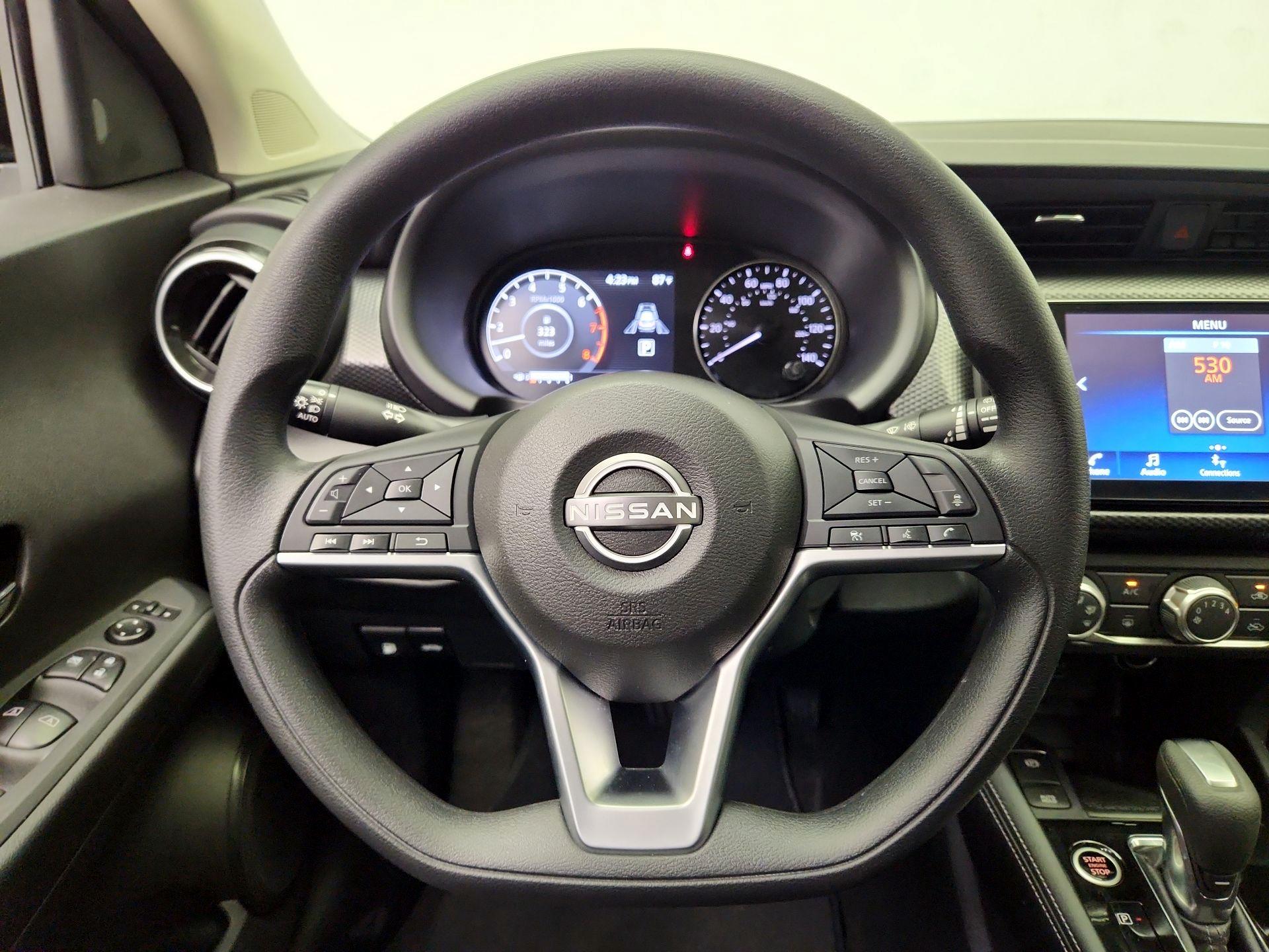 Thumbnail: 2023 Nissan Kicks - 10