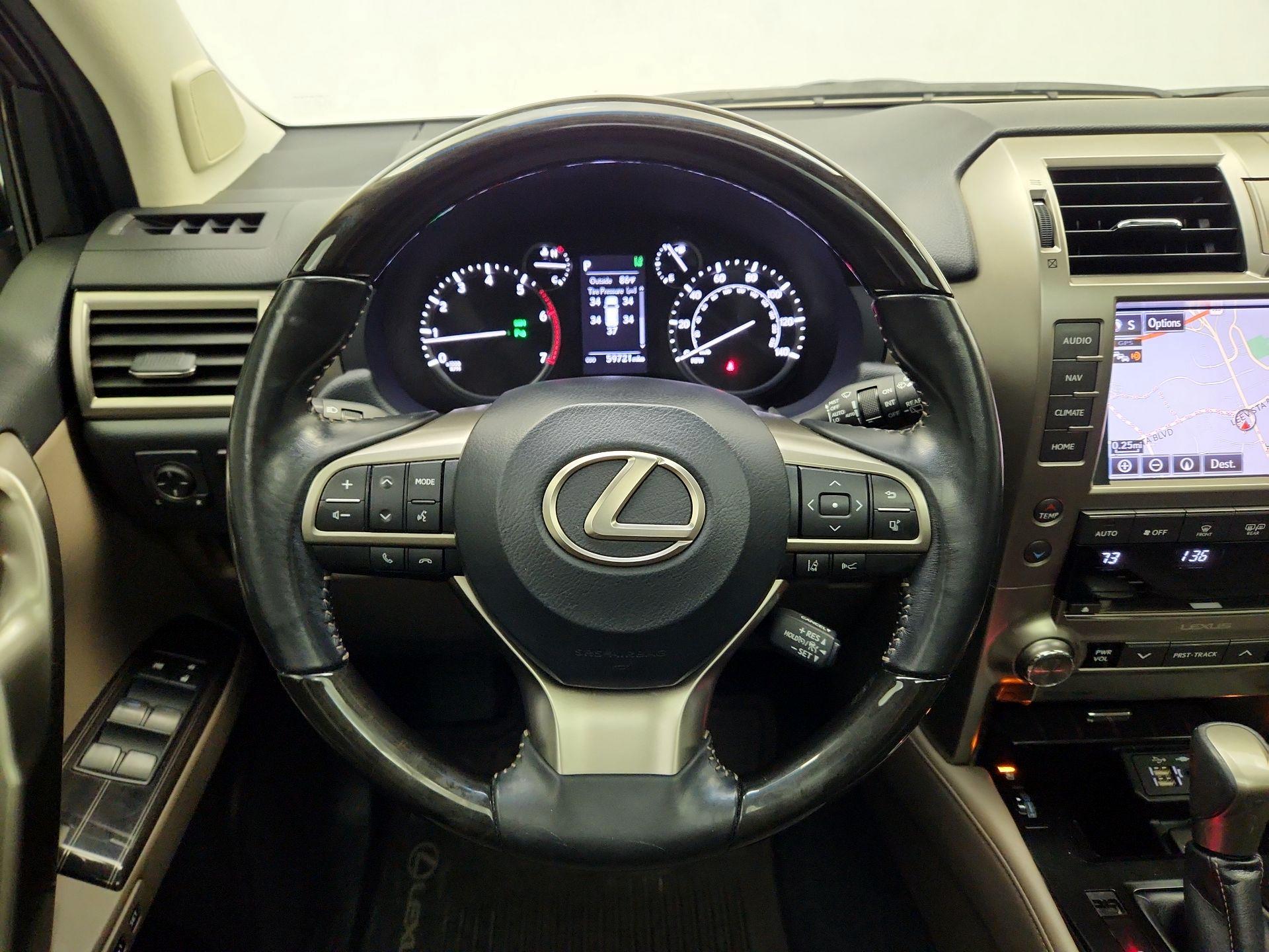 Thumbnail: 2020 Lexus GX - 10