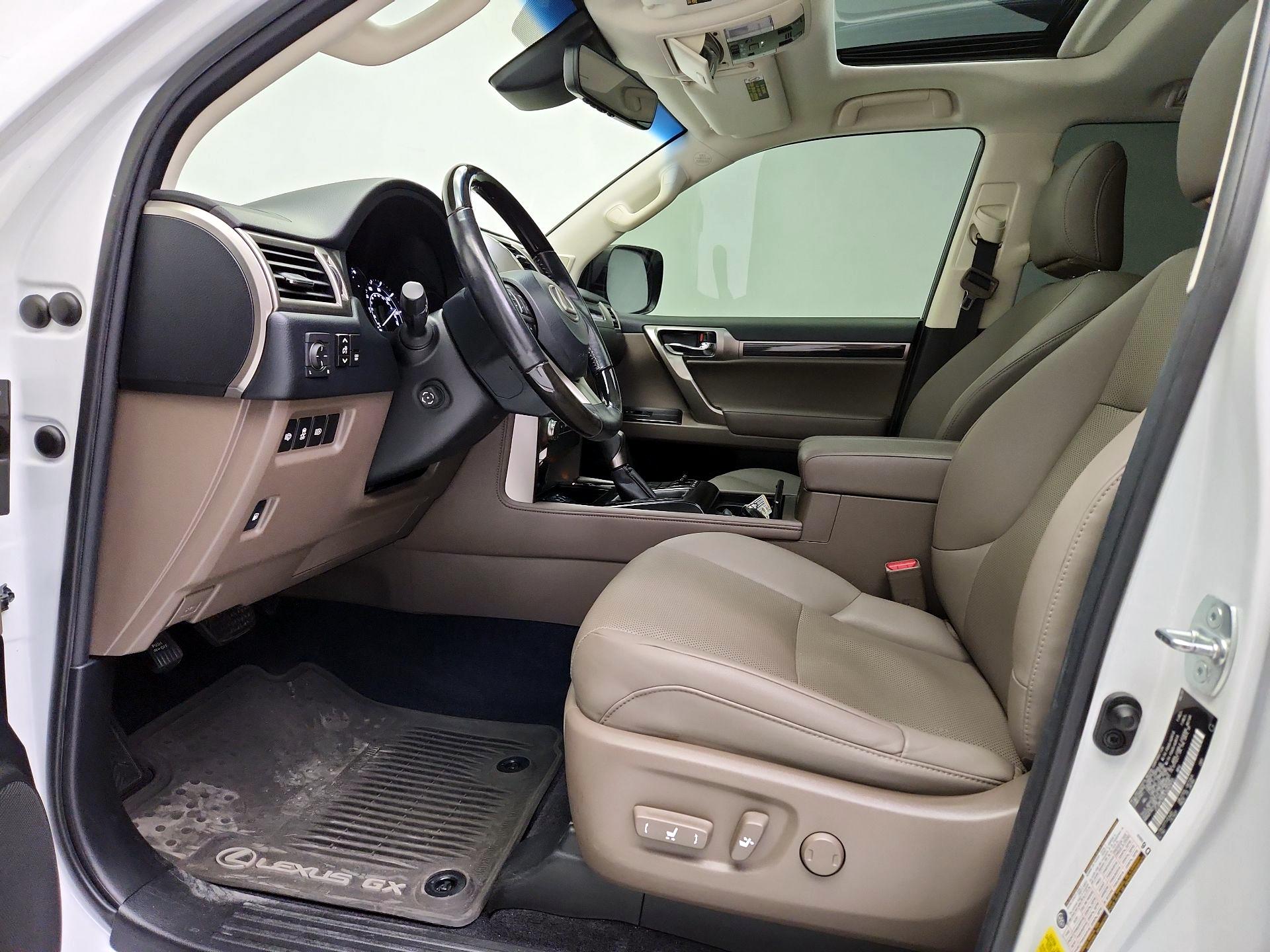Thumbnail: 2020 Lexus GX - 11