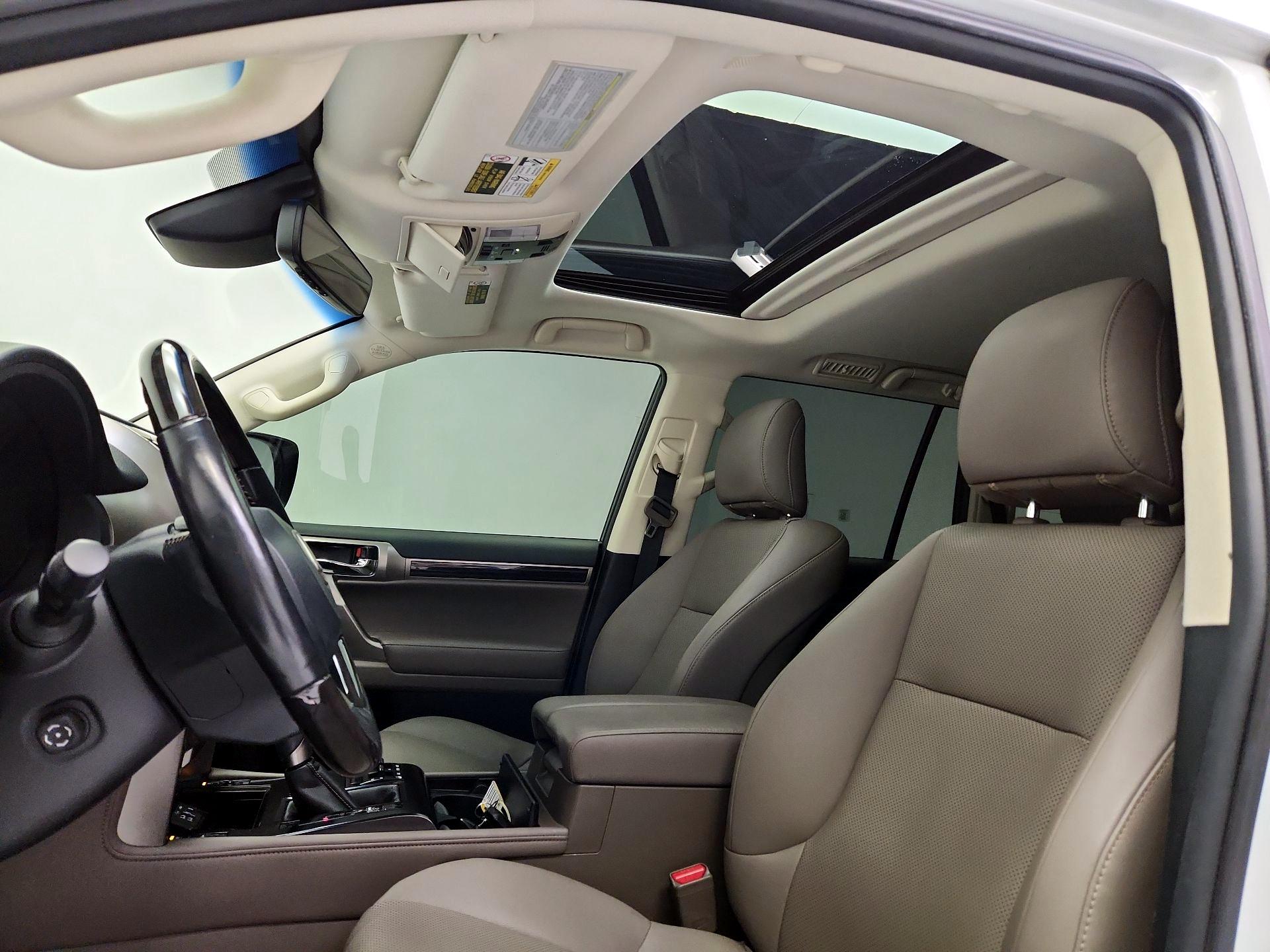 Thumbnail: 2020 Lexus GX - 20