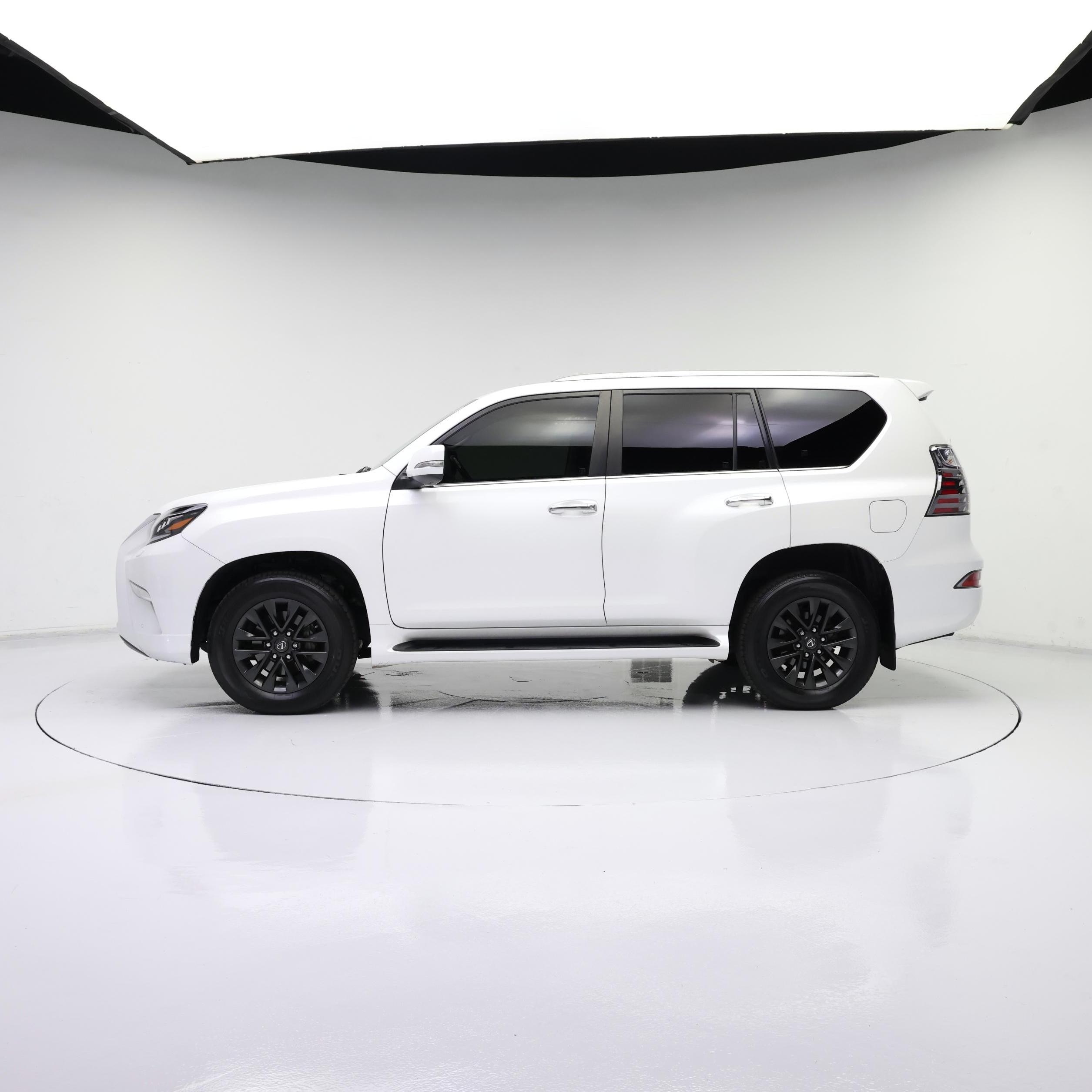 Thumbnail: 2020 Lexus GX - 3