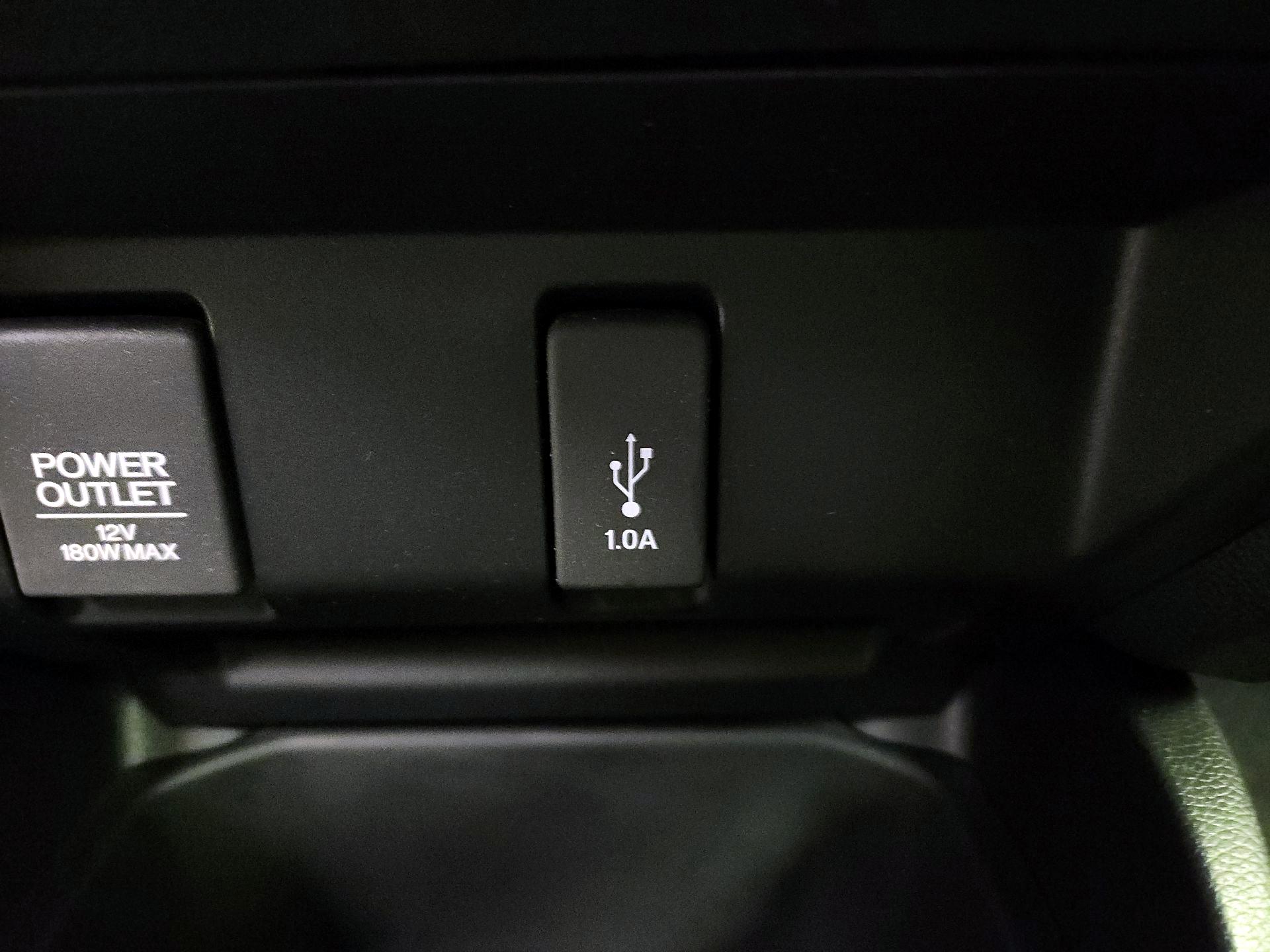 Thumbnail: 2018 Honda Fit - 18