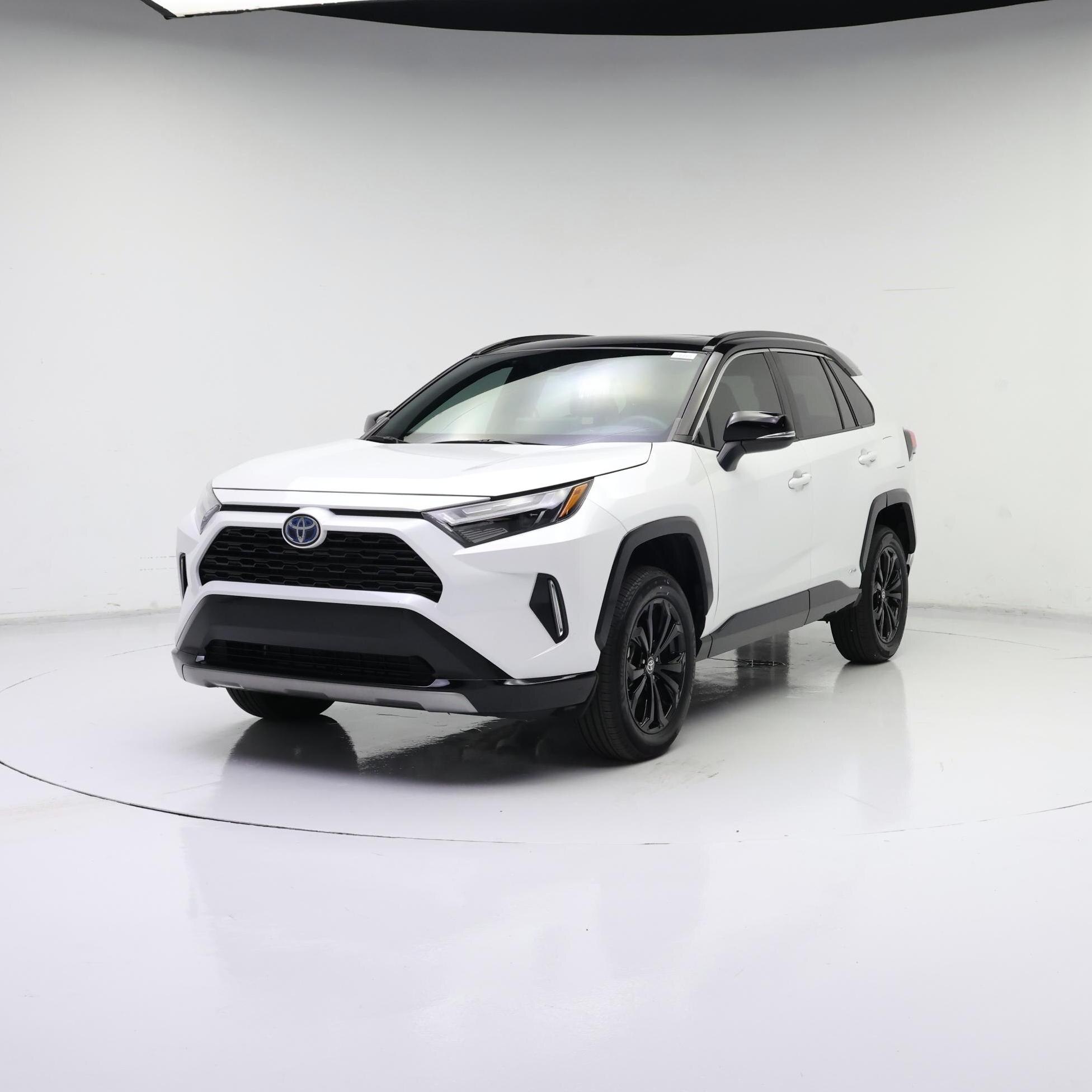 Thumbnail: 2023 Toyota RAV4 - 4