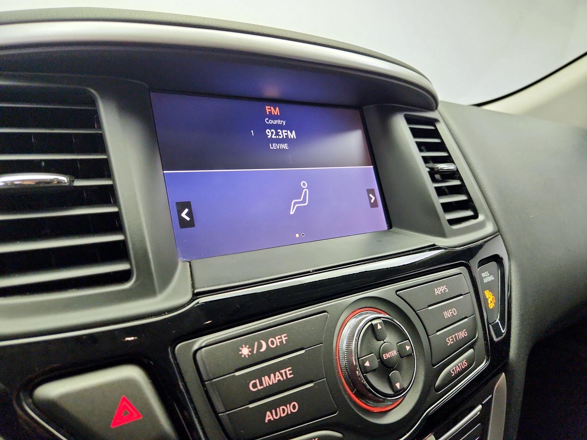 Thumbnail: 2018 Nissan Pathfinder - 15