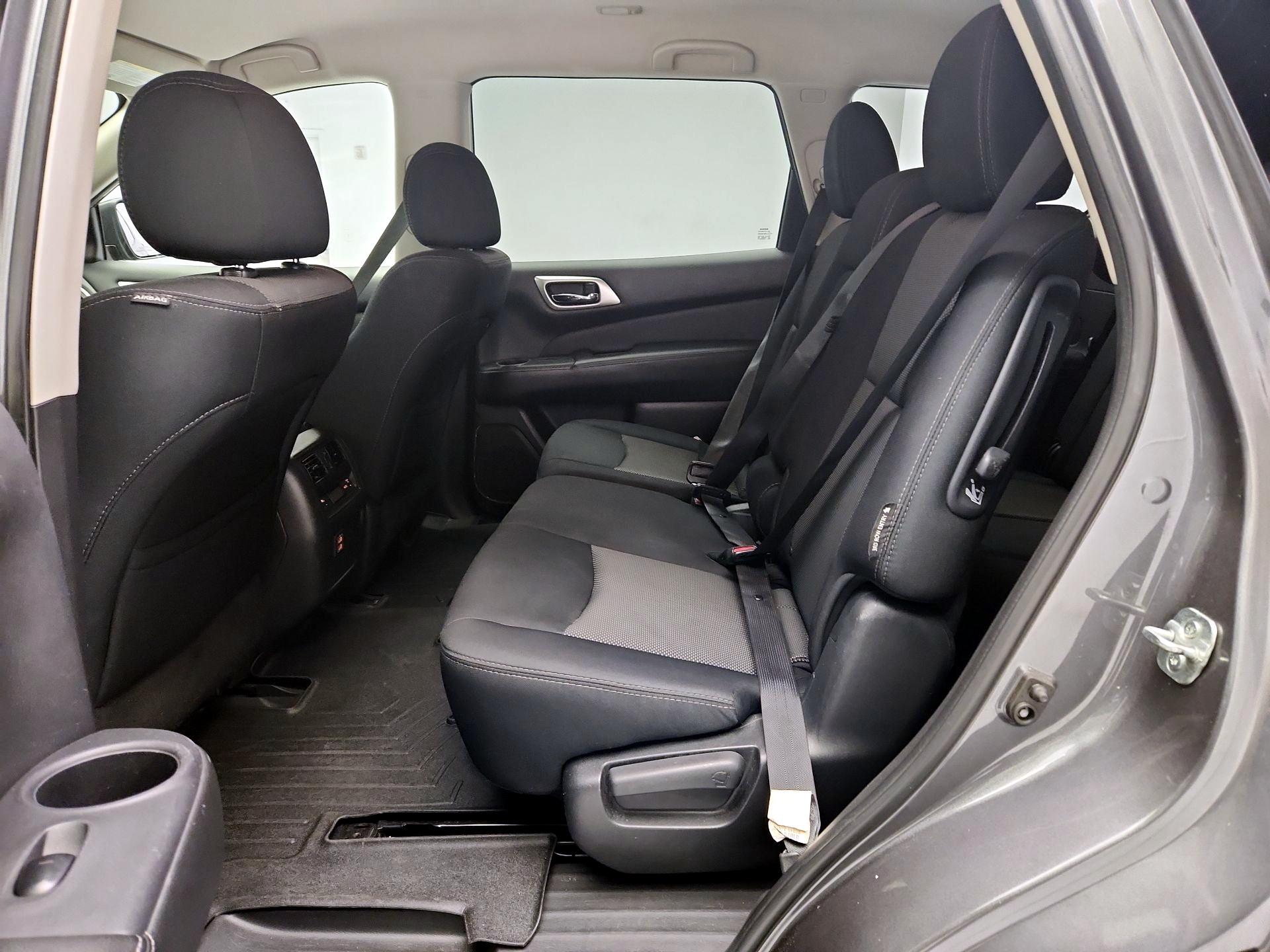 Thumbnail: 2018 Nissan Pathfinder - 19