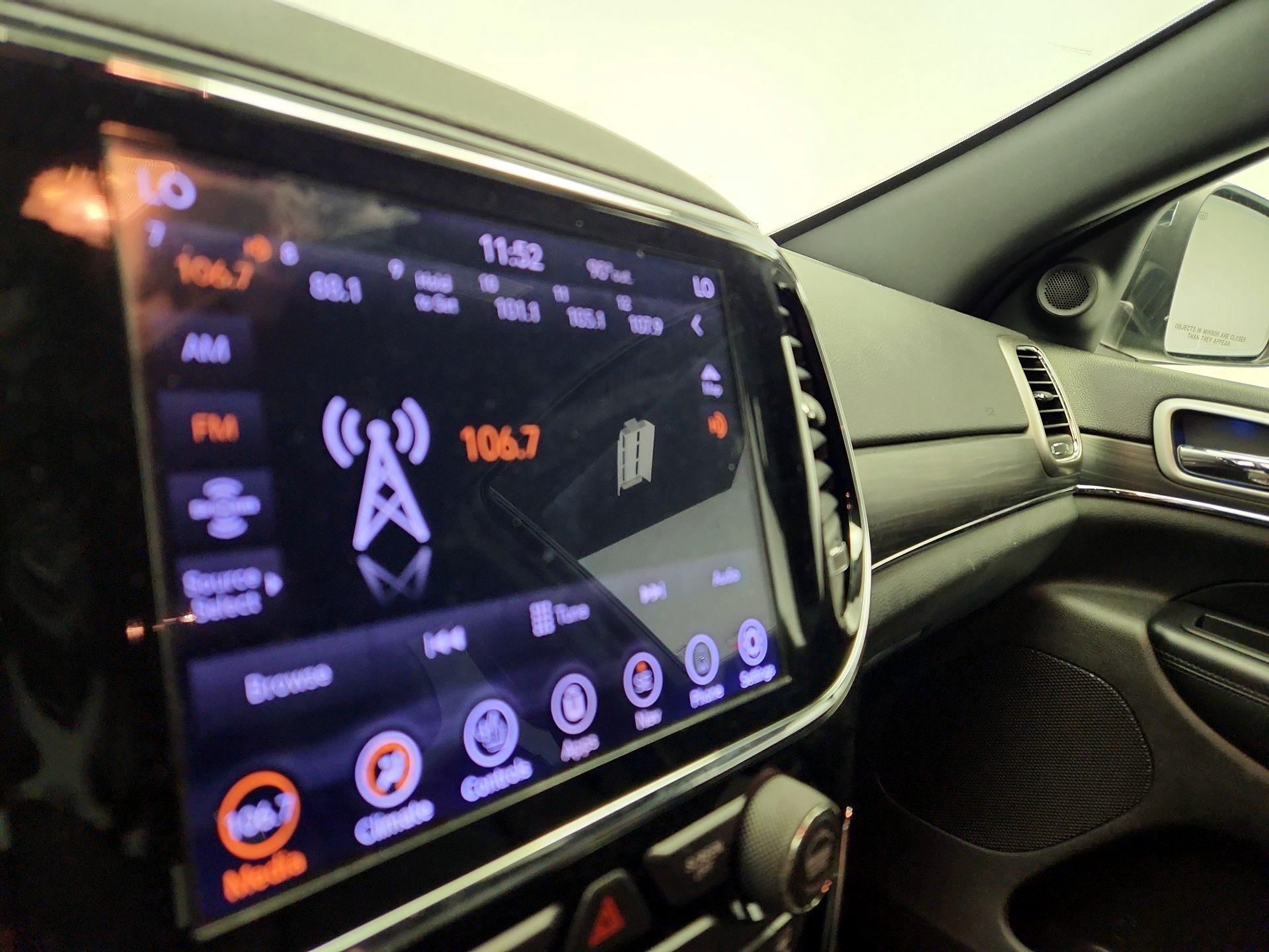 Thumbnail: 2019 Jeep Grand Cherokee - 16